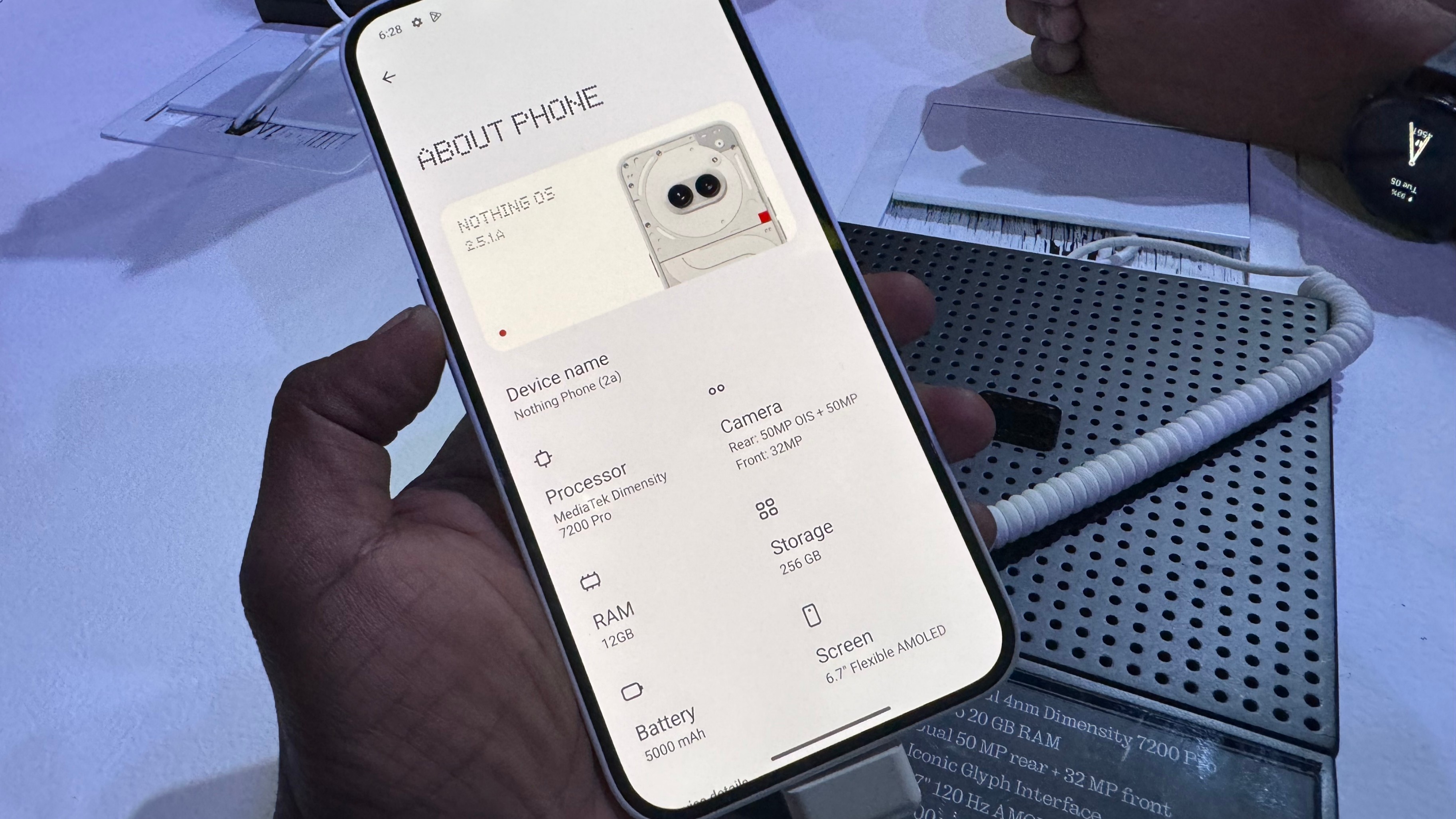 Processor Configuration: It is powered by custom-developed MediaTek Dimensity 7200 Pro processor, which can clock peak CPU speed up to 2.8 GHz. It promises to deliver  offers top-notch performance.