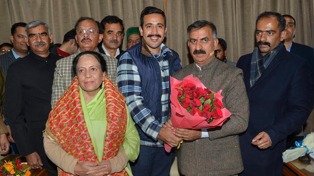 Ground situation 'not favourable', will not contest Lok Sabha elections: Himachal Congress chief Pratibha