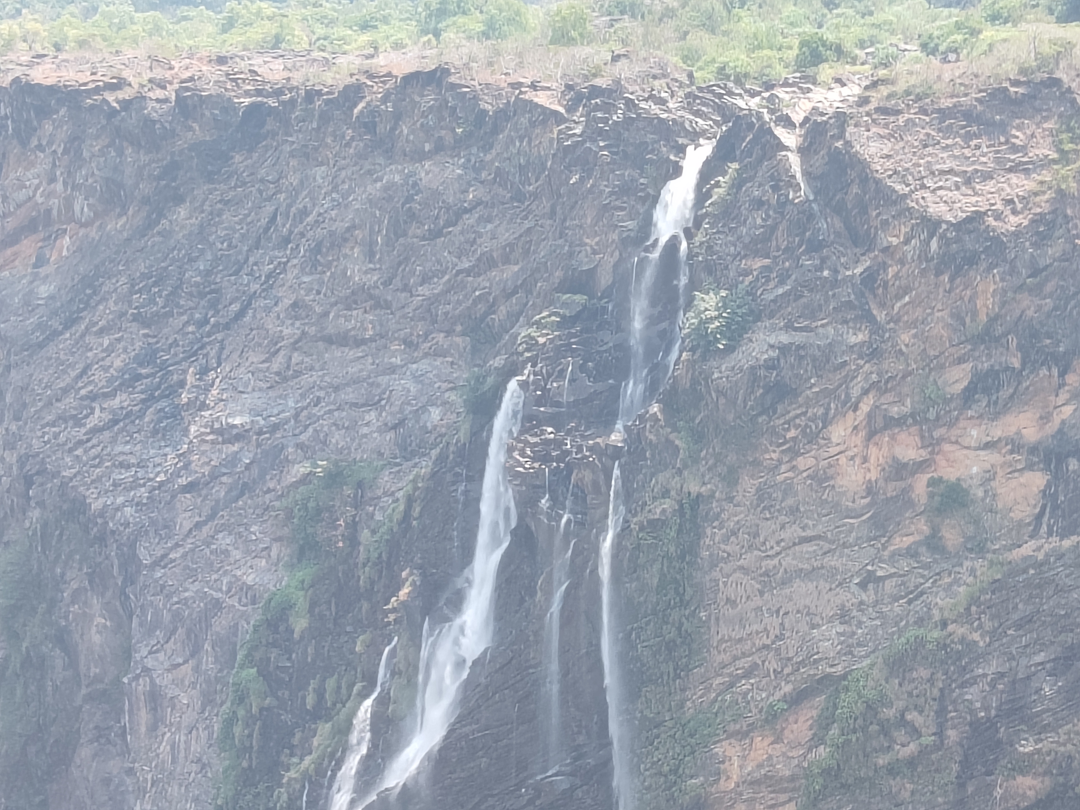 OnePlus Nord CE 4's camera sample with 5X Zoom.