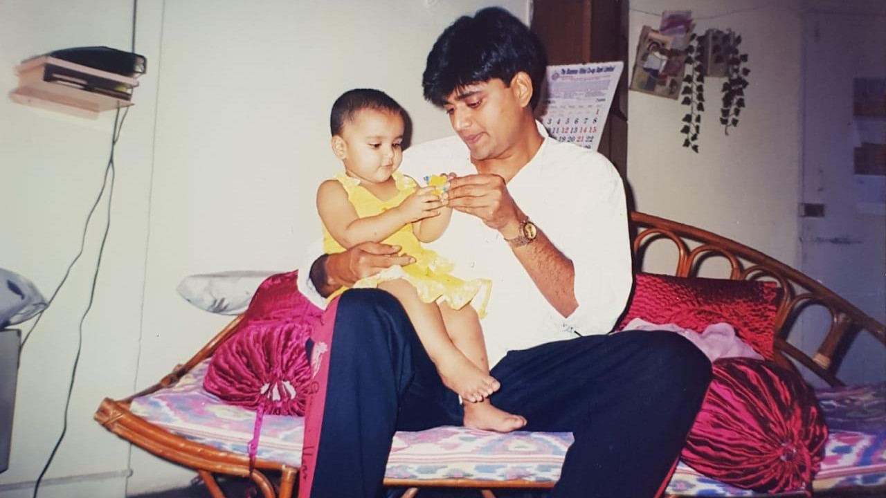 Accusations have left many questioning the integrity of Ravi Kishan and the moral implications of his actions.  In this photo, Ravi Kishan is seen playing with with Shinova Soni.