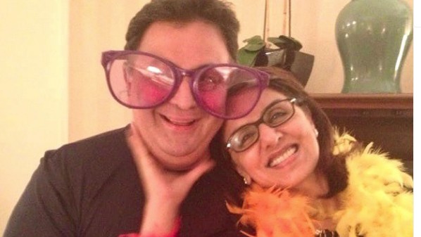 Neetu Kapoor remembers Rishi Kapoor's death anniversary, says "Always in our hearts..."