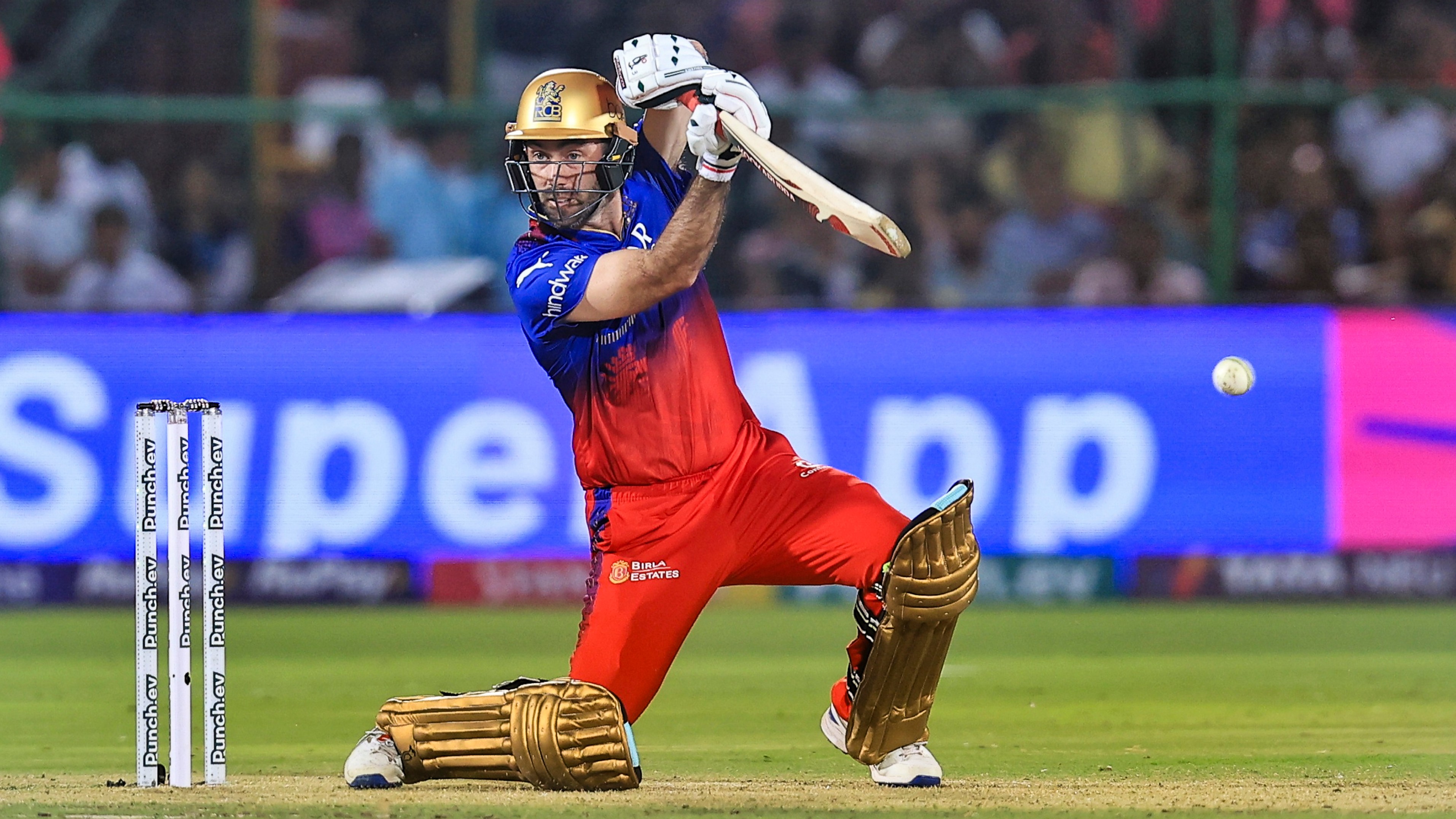 A stylish batsman, Glenn Maxwell is known for his elegant technique and ability to score runs consistently.