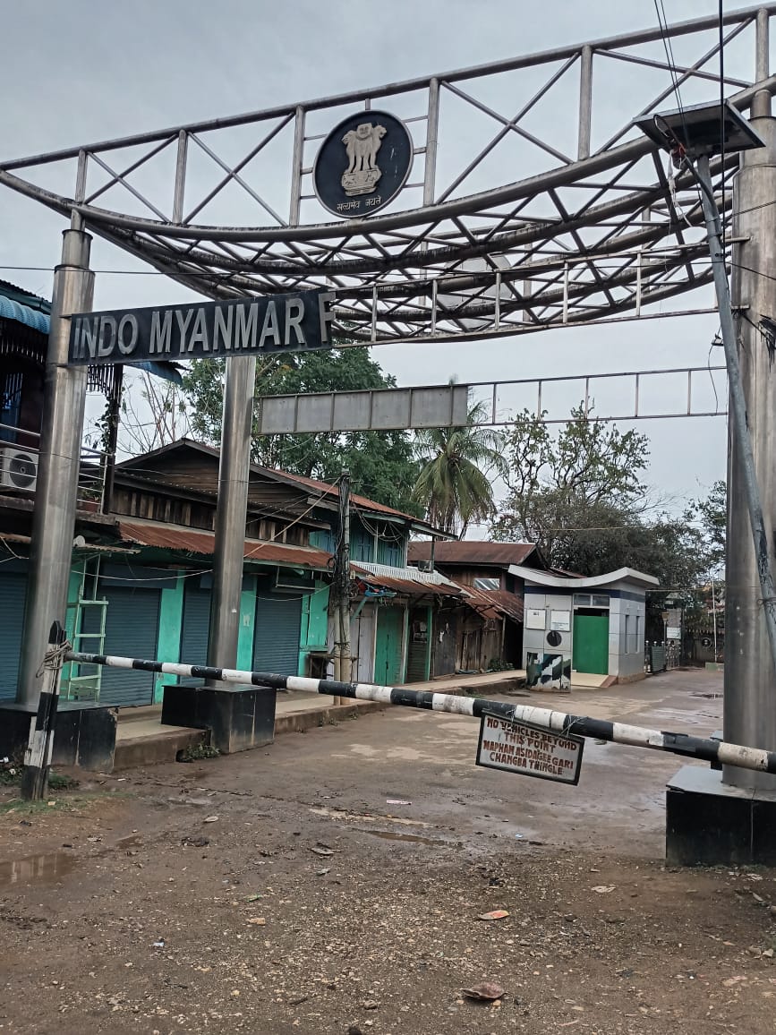  Indo-Myanmar border gate at Moreh. 