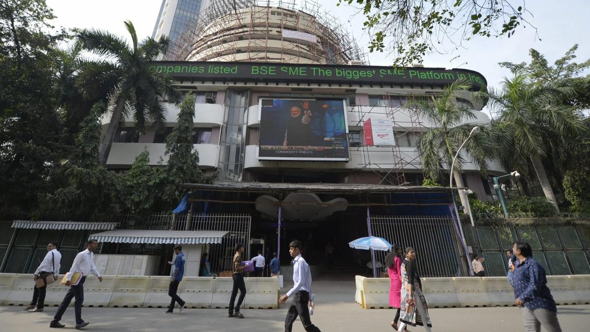 Stock markets fall for 4th day on profit taking