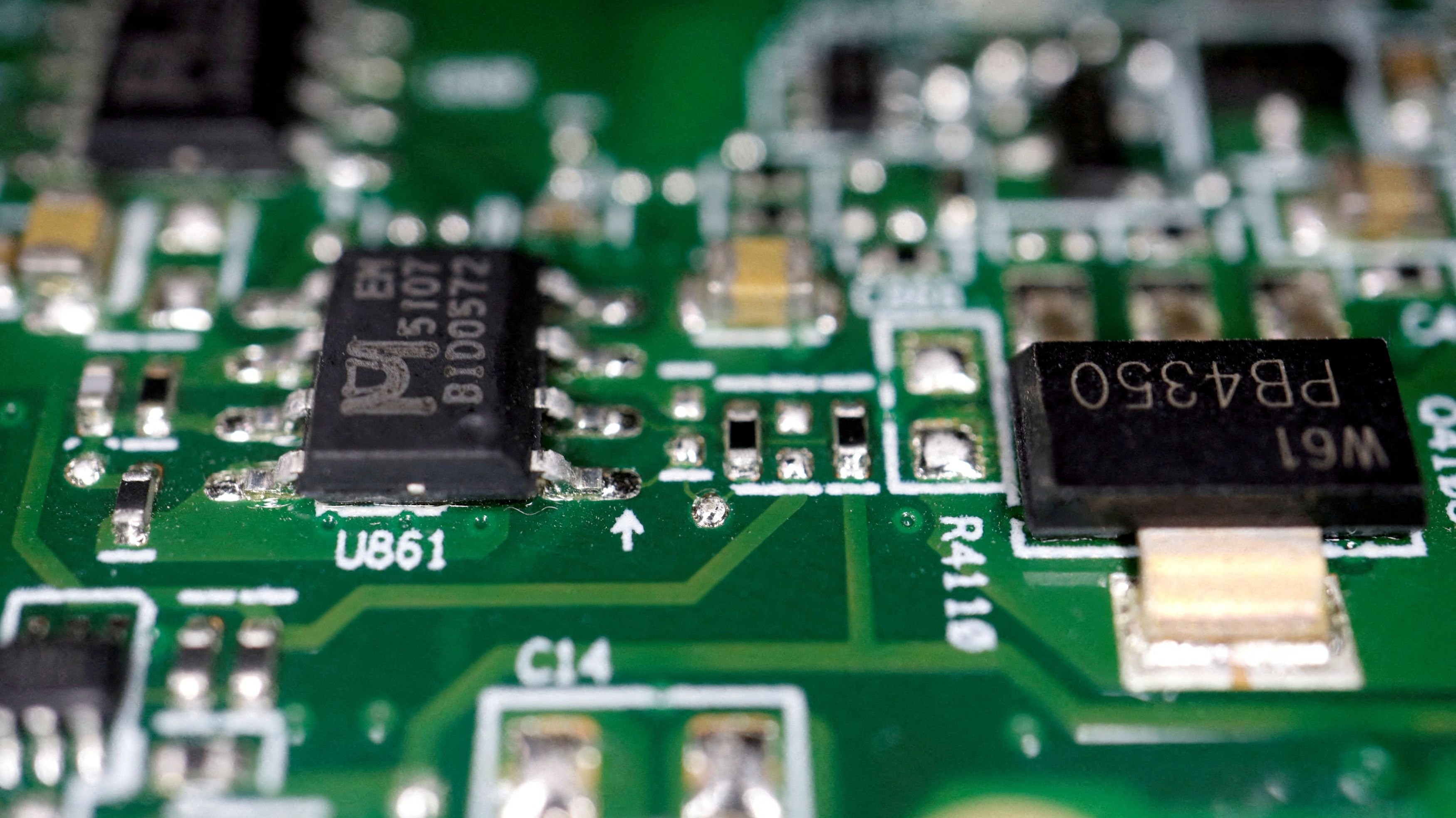 IIT Bombay partners with TCS to build India's first quantum diamond microchip imager