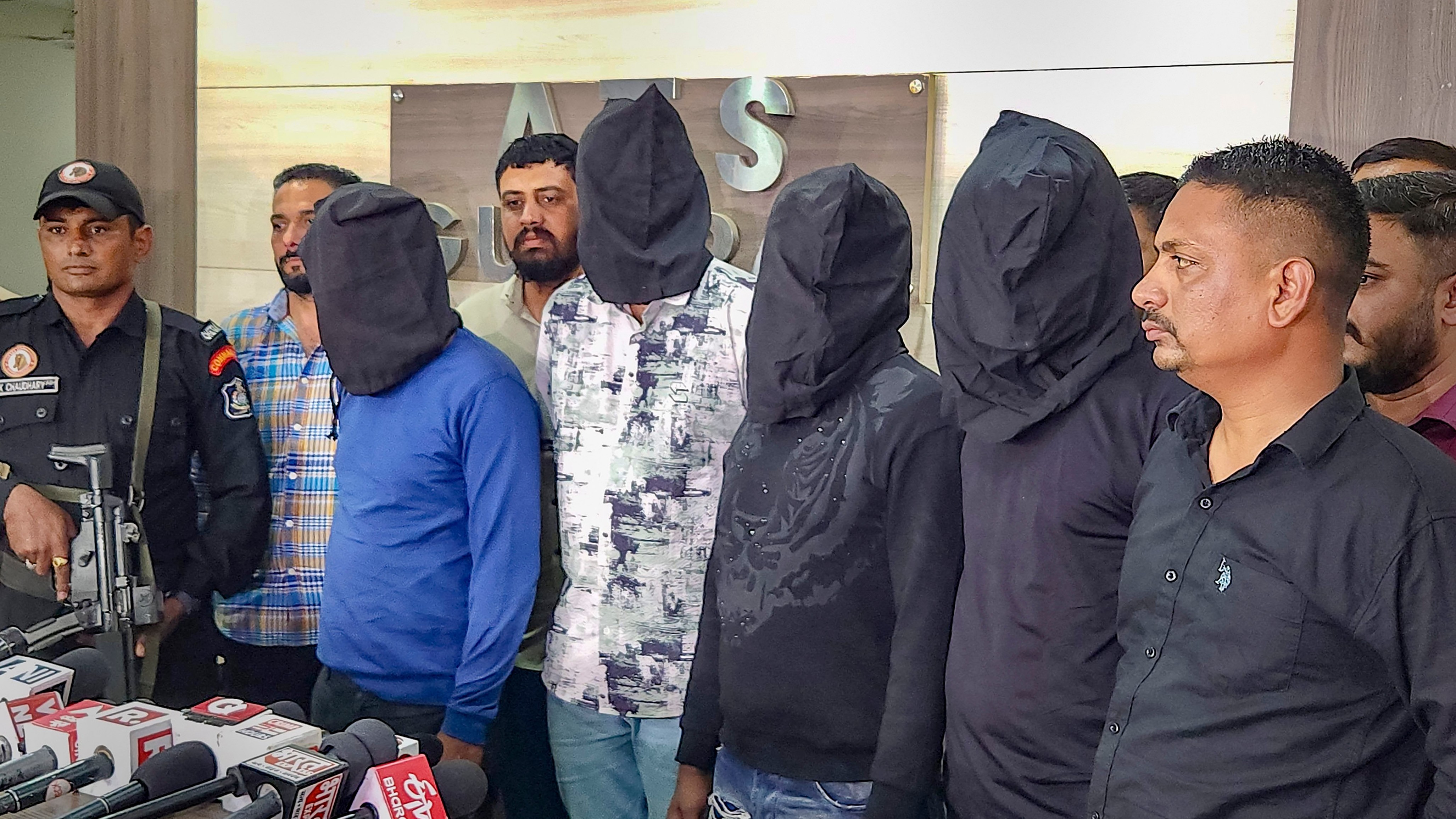 Pak-based handler was to convey location, time of attack: Suspected IS terrorists tell investigators