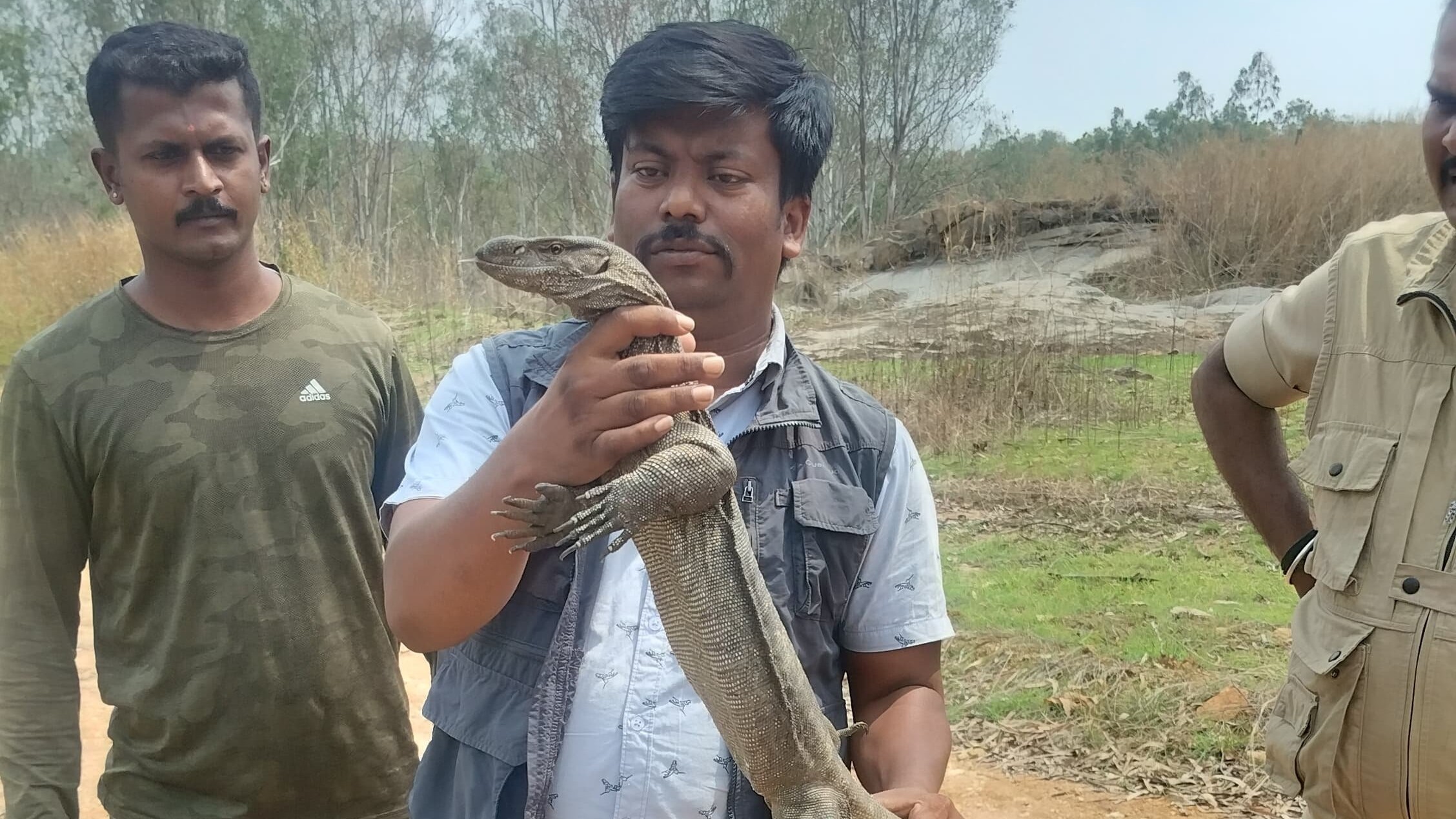 Monitor lizard rescued near ITC Tin Factory metro station