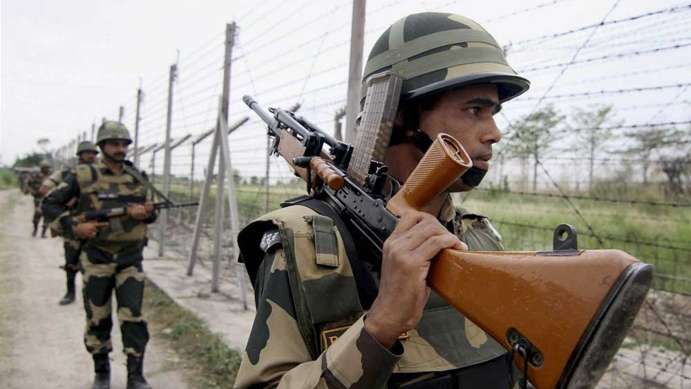 BSF thwarts bid by Bangladeshi smugglers to enter India