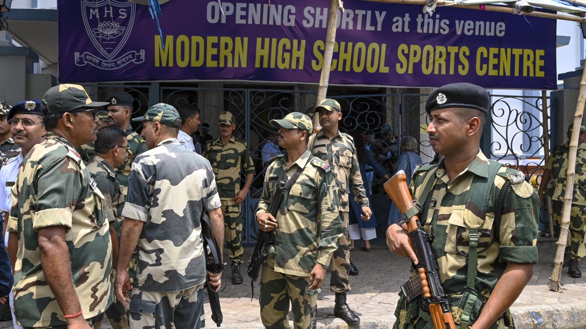 Lok Sabha Elections 2024 | 400 companies of central forces to stay in Bengal till June 19, says EC official