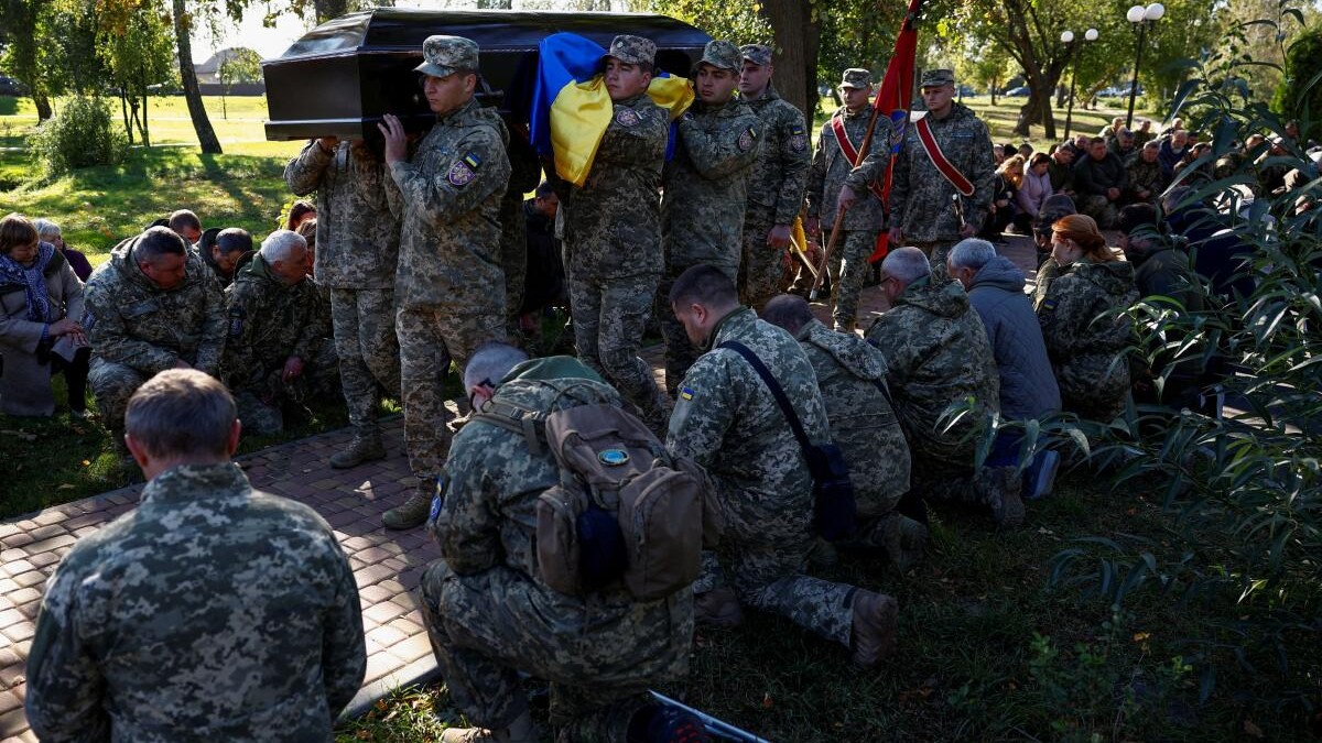 Ukrainian soldiers put their faith in yoga for healing, wellness and recovery in frontline of war: Report