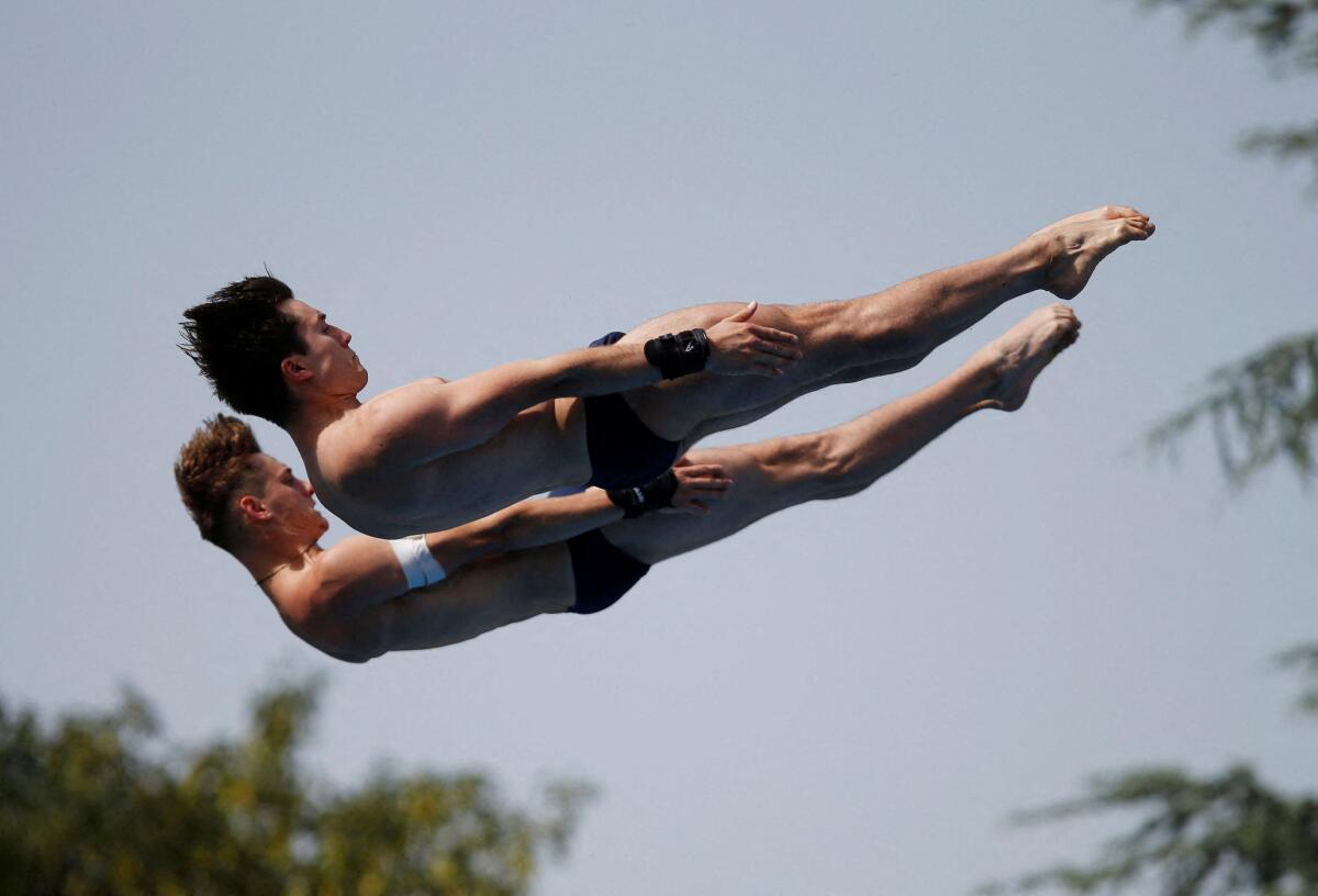 Diving - European Aquatics Championships - Serbian Institute For Sports And Sports Medicine, Belgrade, Serbia - June 21, 2024 Italy's Francesco Casalini and Julian Verzotto in action during the men's synchronised 10m platform final 