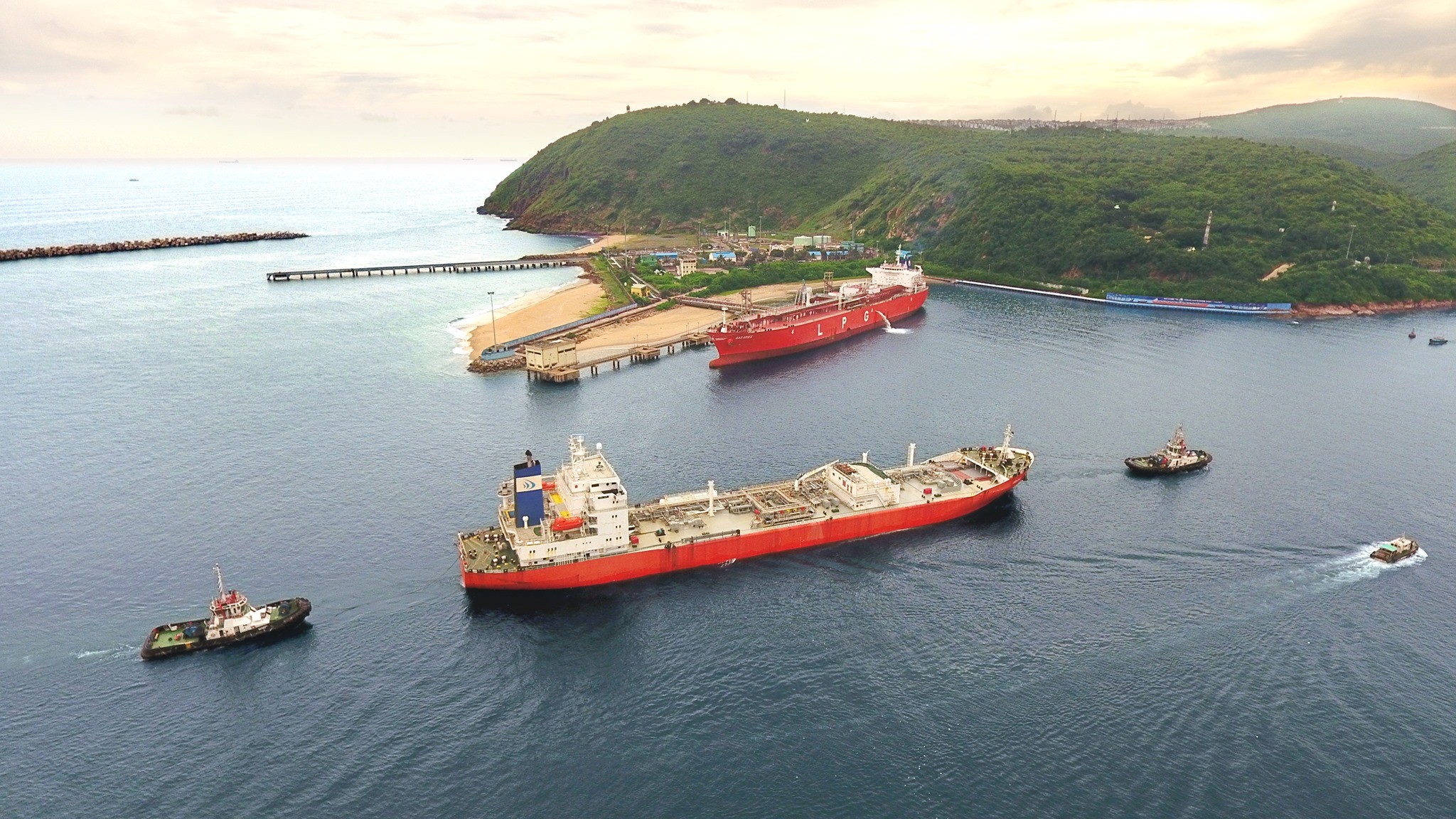 Govt-owned Visakhapatnam Port made it to the top 20 ports of the World by securing the 19th spot.