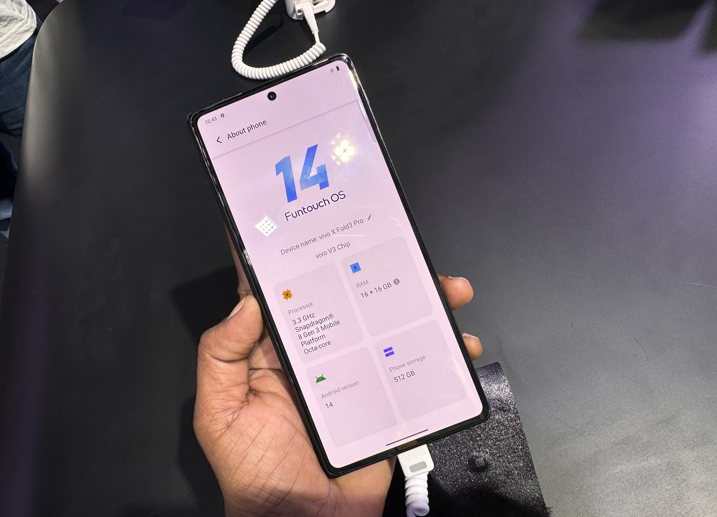 Vivo Fold X3 Pro.