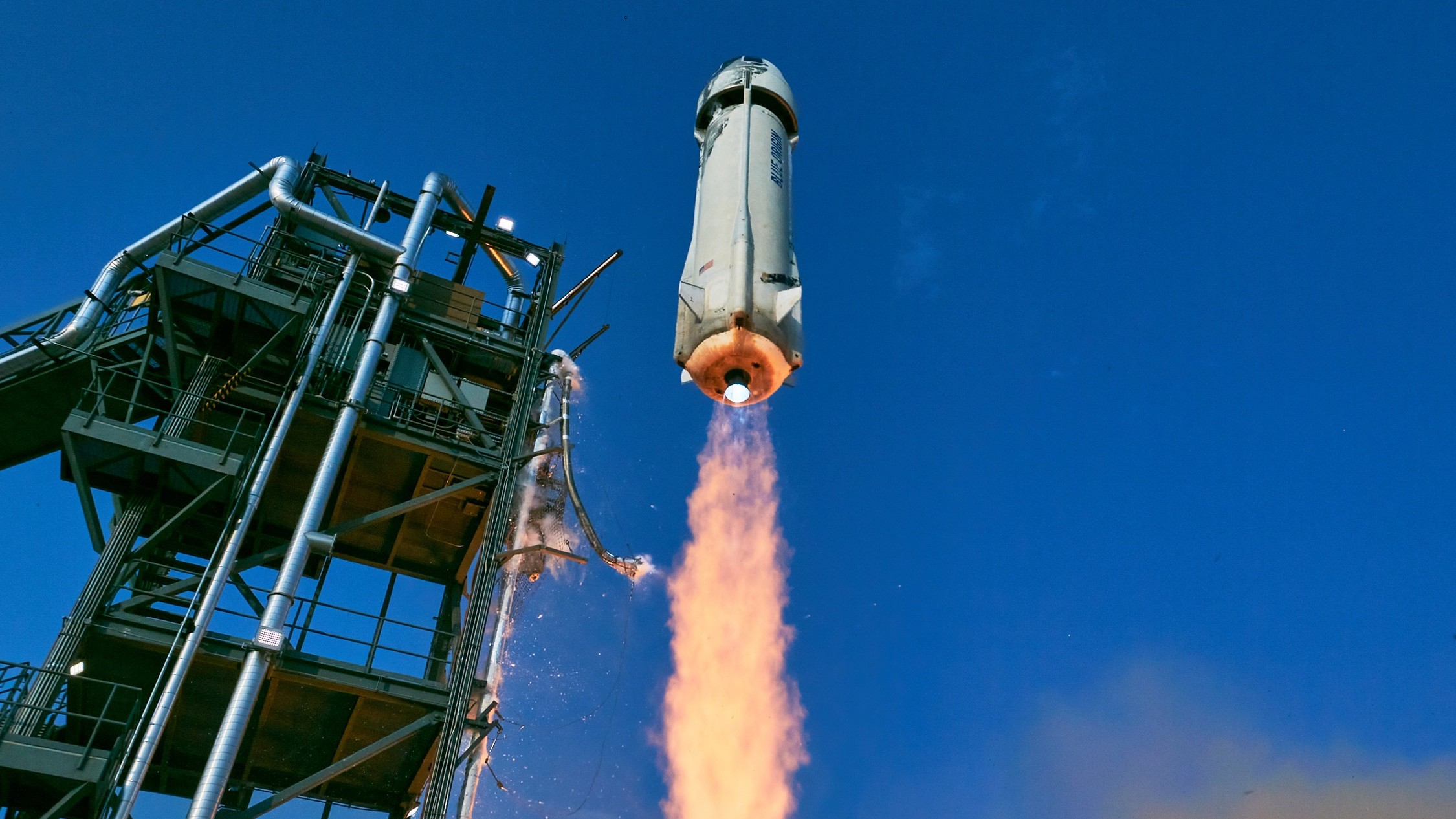 Growing Up With Spaceflight: NASA 905, image size:2250x1266