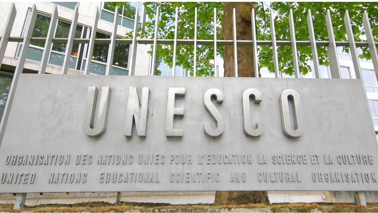 UNESCO at a crossroads again