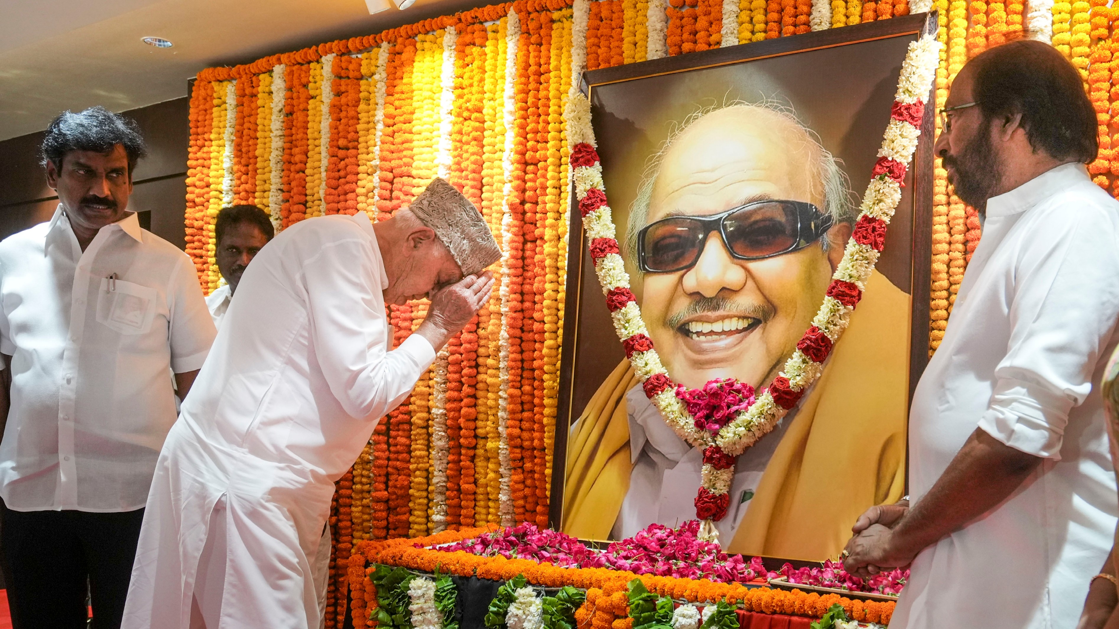 National Conference leader Farooq Abdullah pays tribute.
