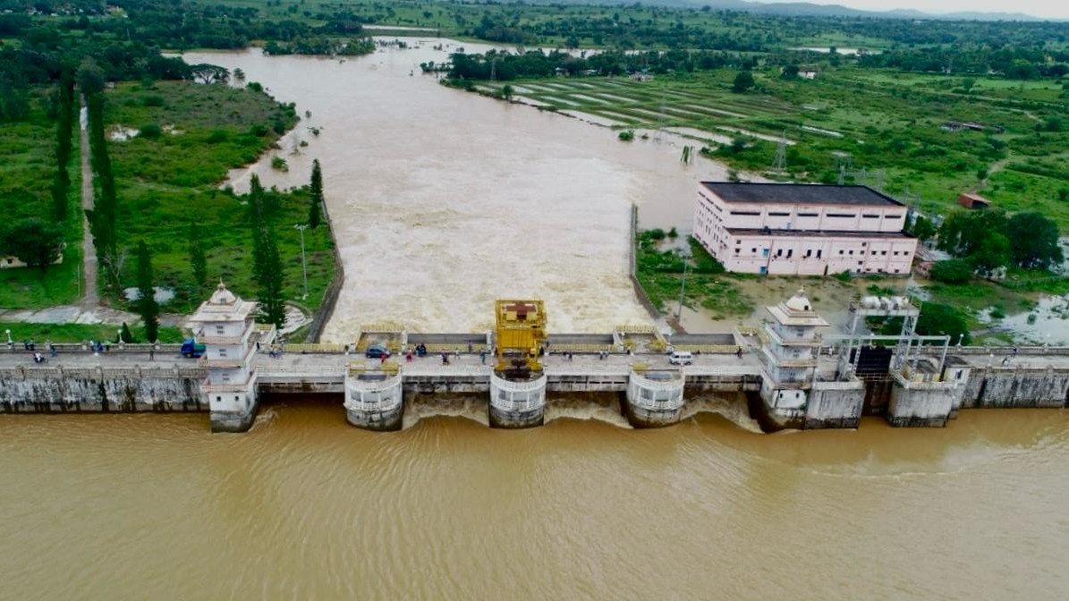 Water level in reservoirs increases in country