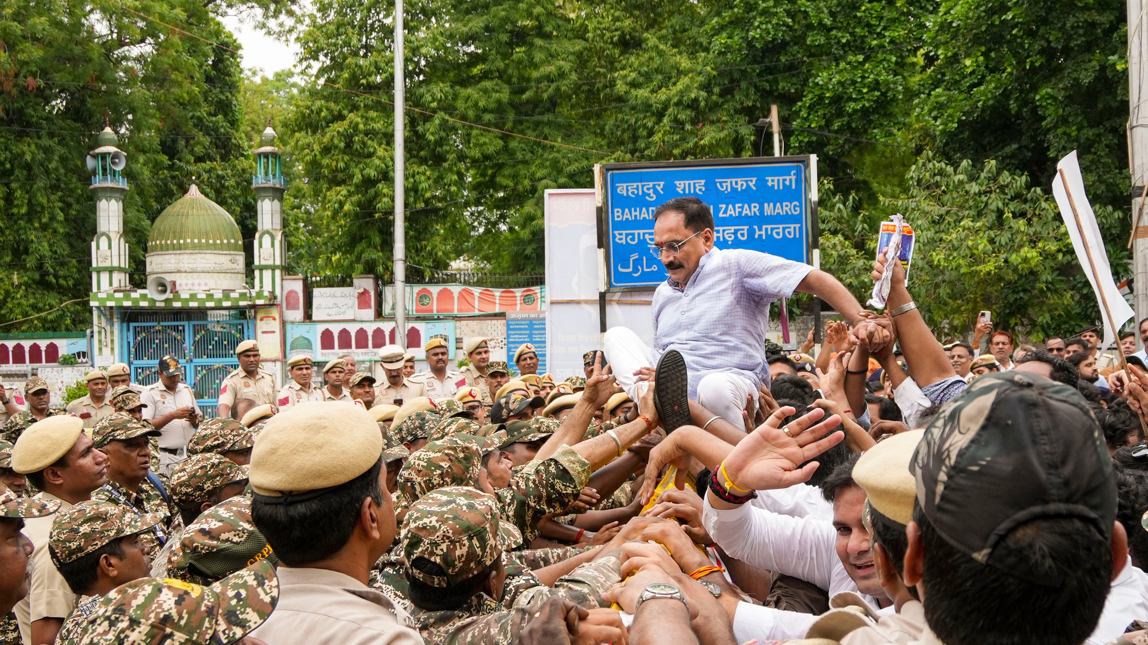 Delhi Traffic Police issues advisory as BJP holds protest against electricity price hike