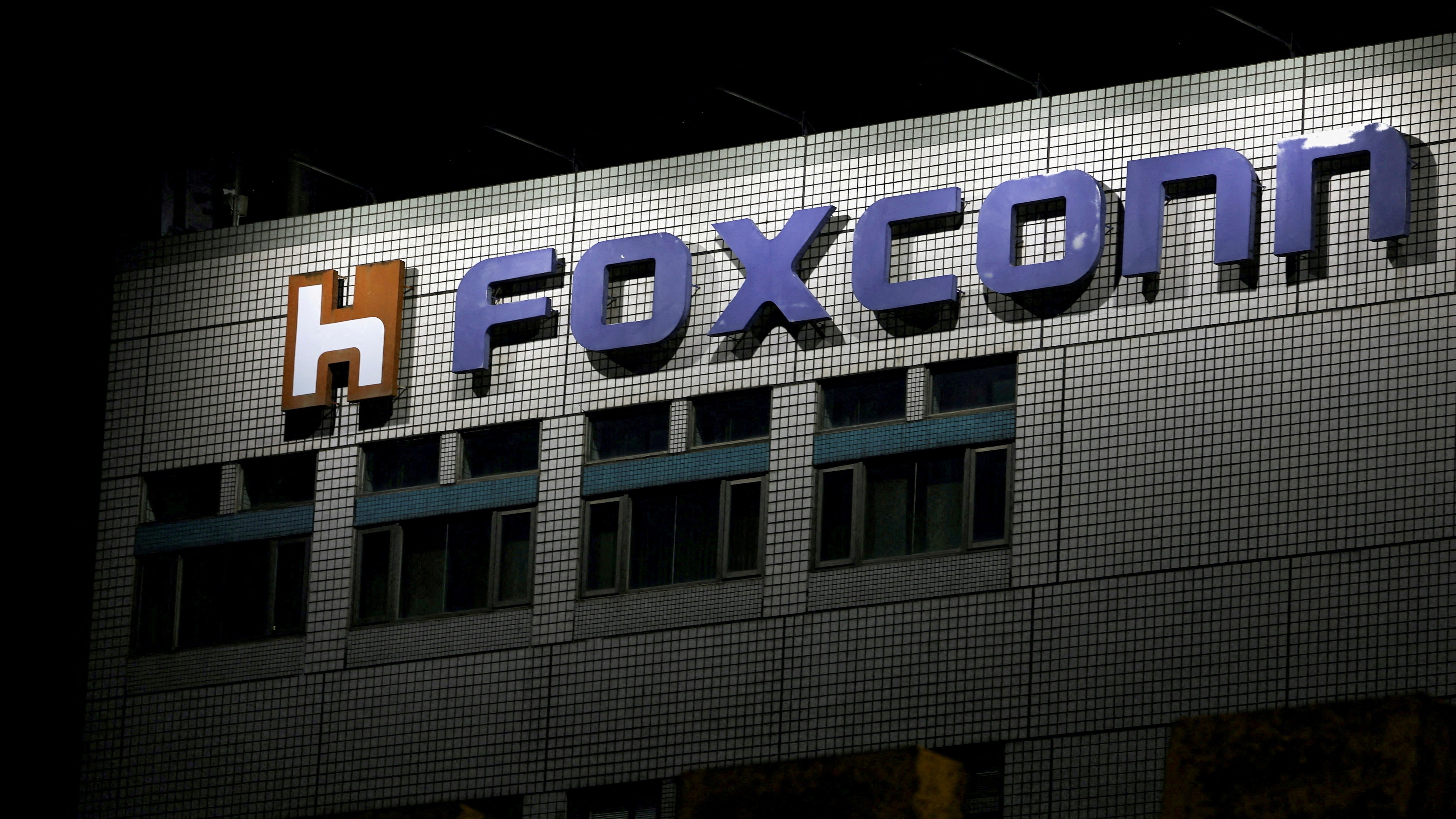 Govt team finds no discrimination against married women in Foxconn