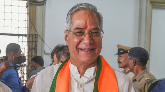 BJP's Lahar Singh Siroya opposes Karnataka govt giving cabinet rank to political leaders in state