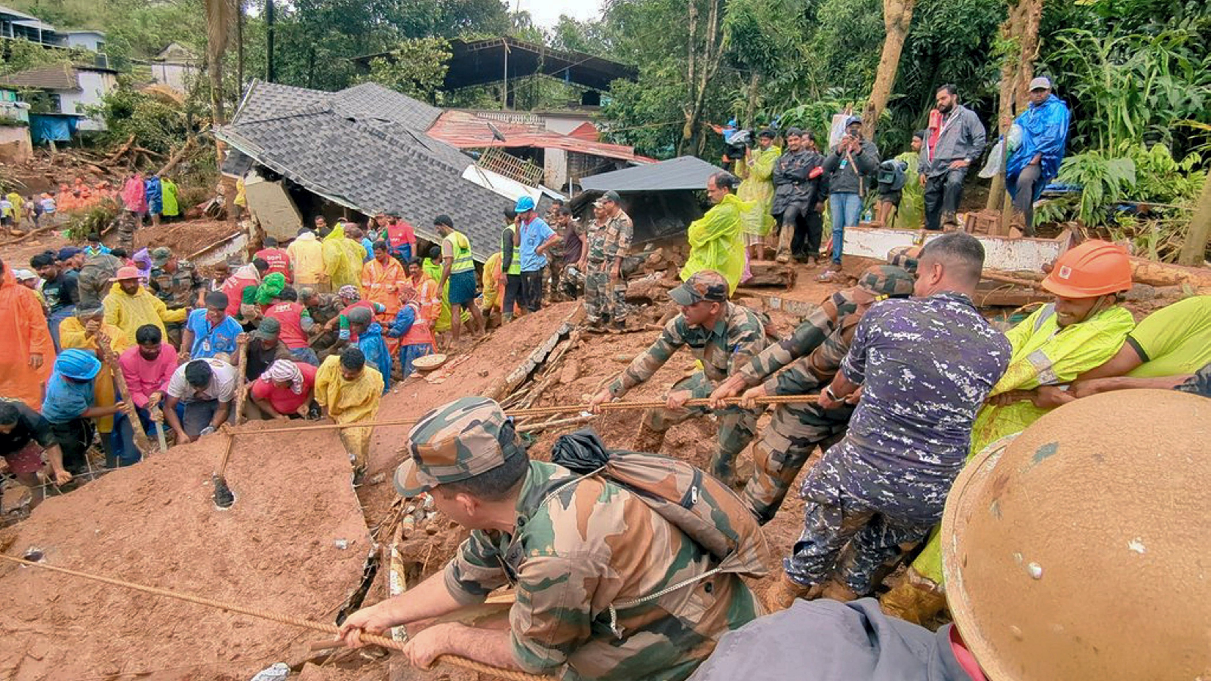 Kerala Landslides Highlights | Death toll rises to 167 as search for survivors continues