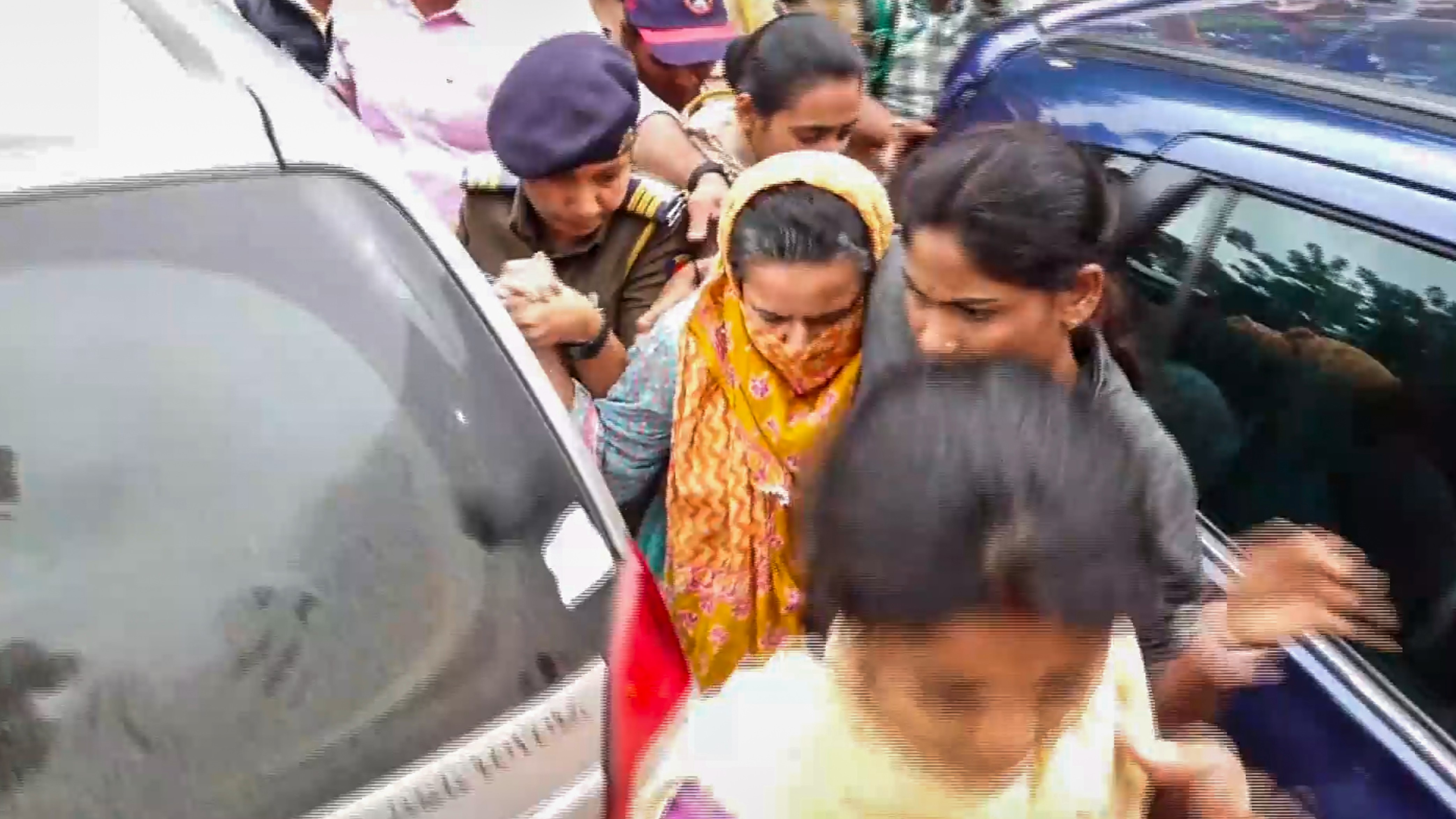 Truck driver abduction: Ex-IAS probationer Puja Khedkar's mother unleashed dogs to scare cops