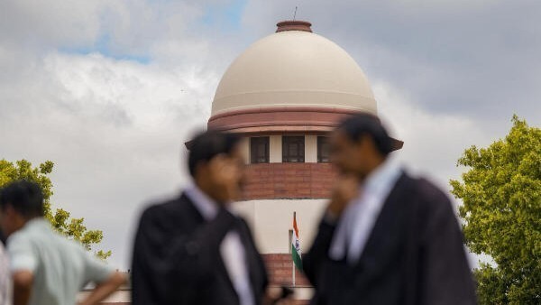 SC verdict tomorrow on Delhi govt's plea against LG's decision to appoint alderman in MCD