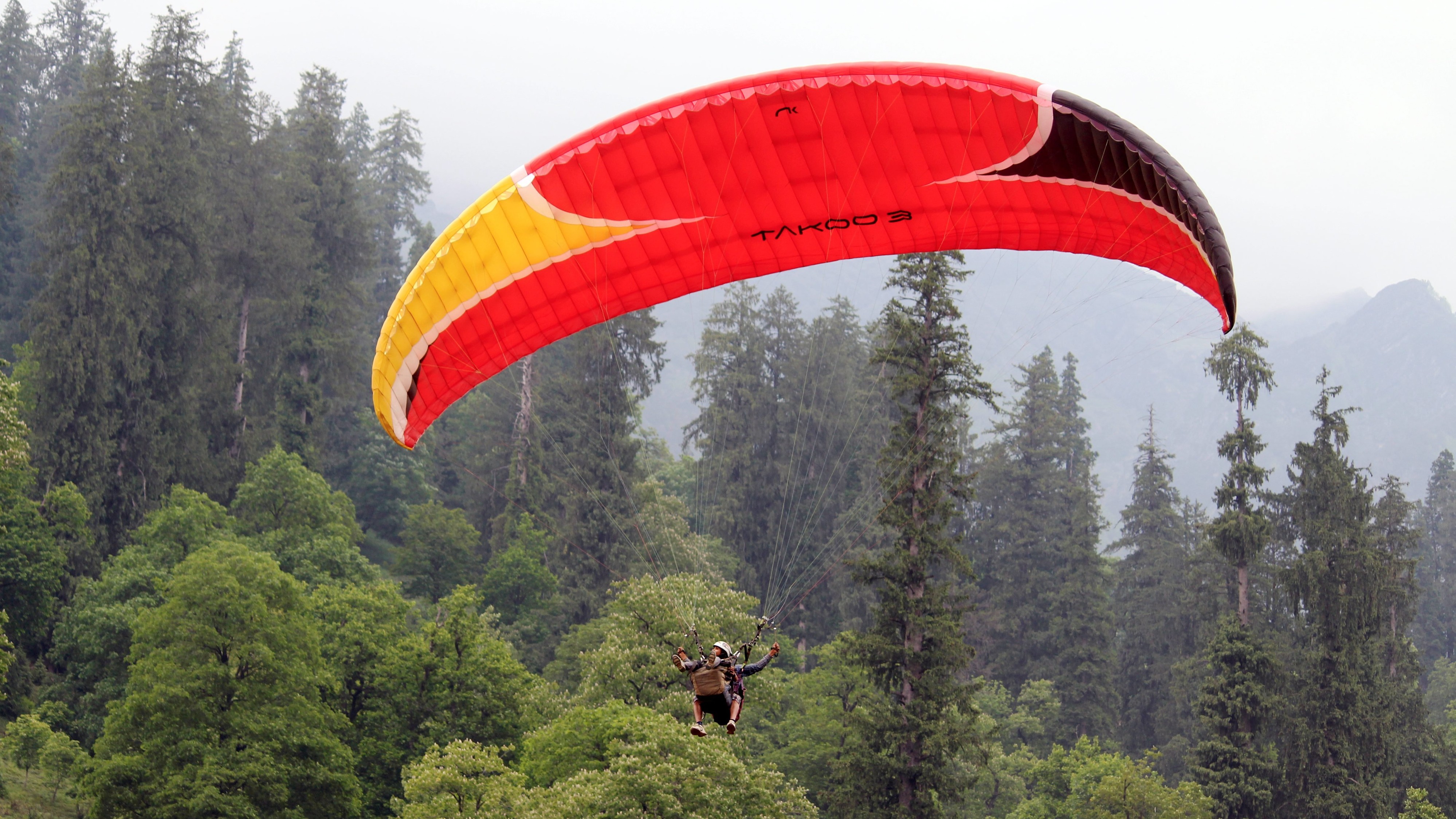 Delhi Police bans flying of paragliders, other aerial platforms till August 16