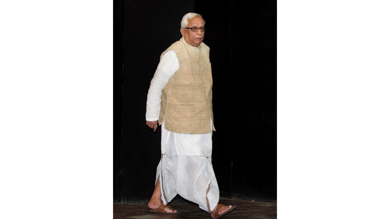 Buddhadeb Bhattacharjee embodied gaping vision-ground reality holes of Bengal’s industry prospects