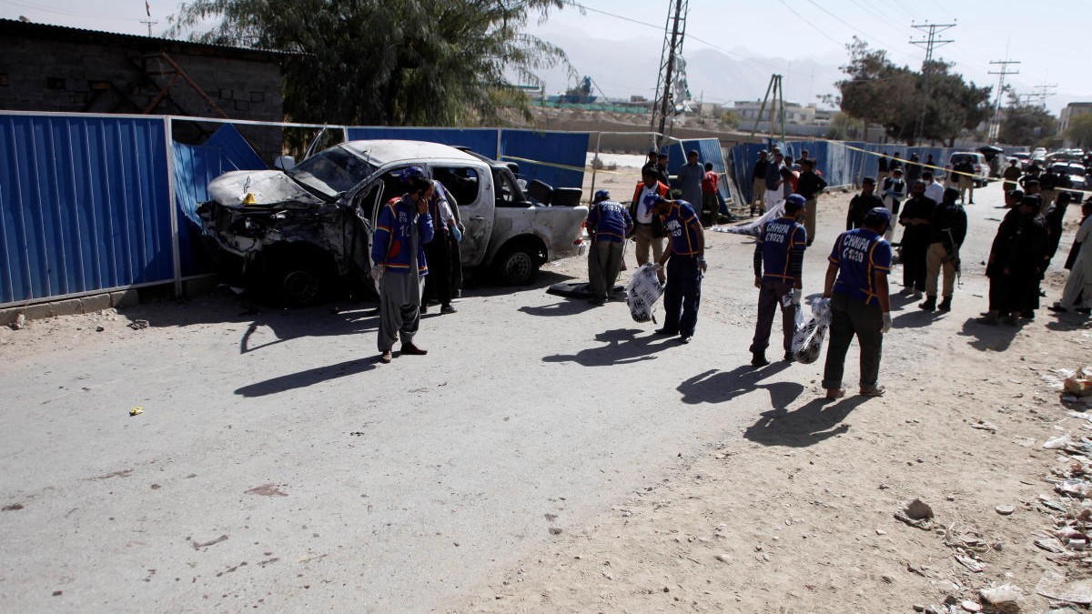 Seven security personnel killed in militant attack in Pakistan