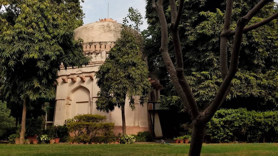Declare Lodhi-era 'Gumti of Shaikh Ali' protected monument: SC to Delhi govt