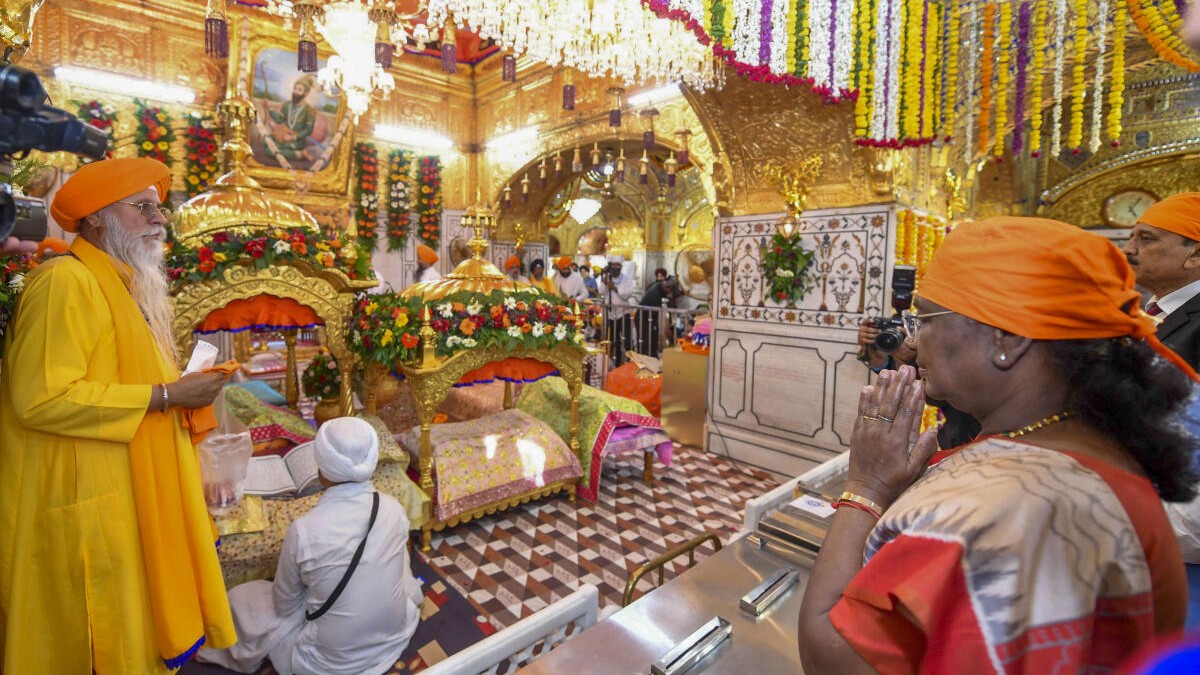 President Murmu visits Hazur Sahib Gurdwara in Nanded