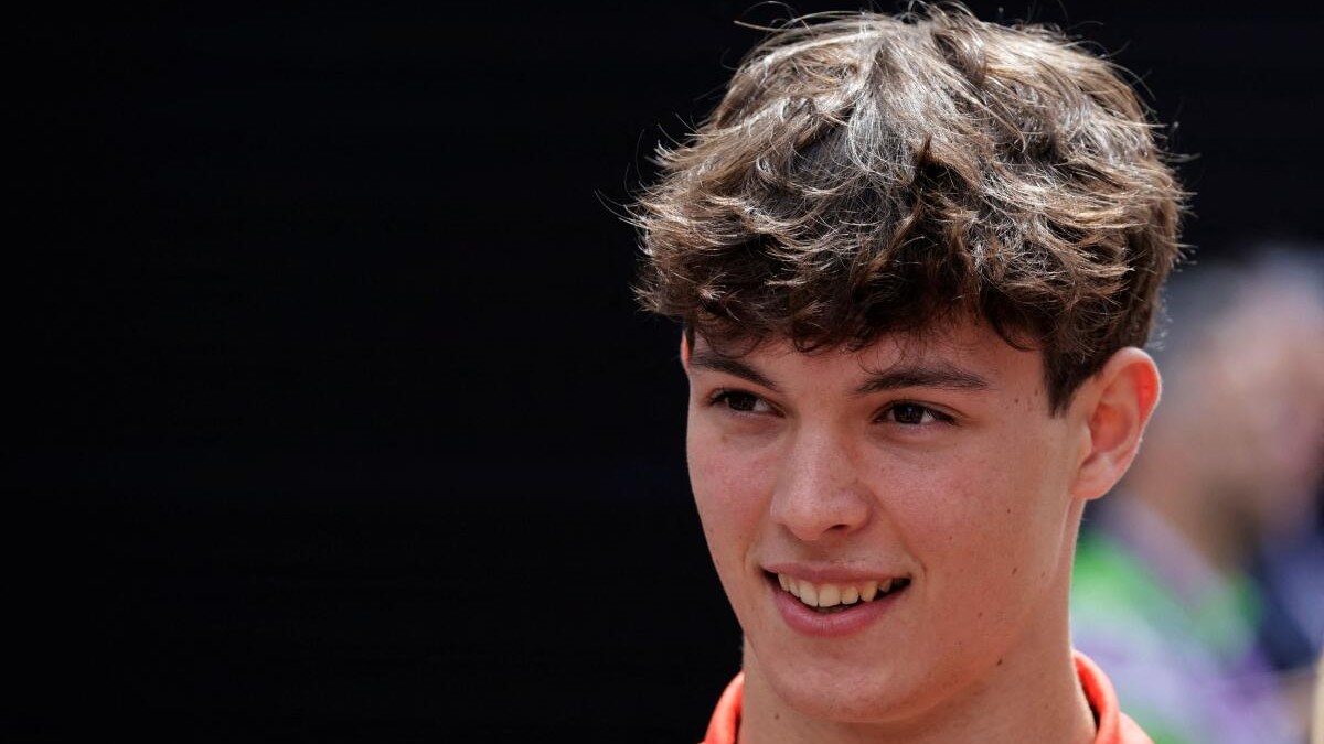 Bearman to replace banned Magnussen at Haas for Azerbaijan GP