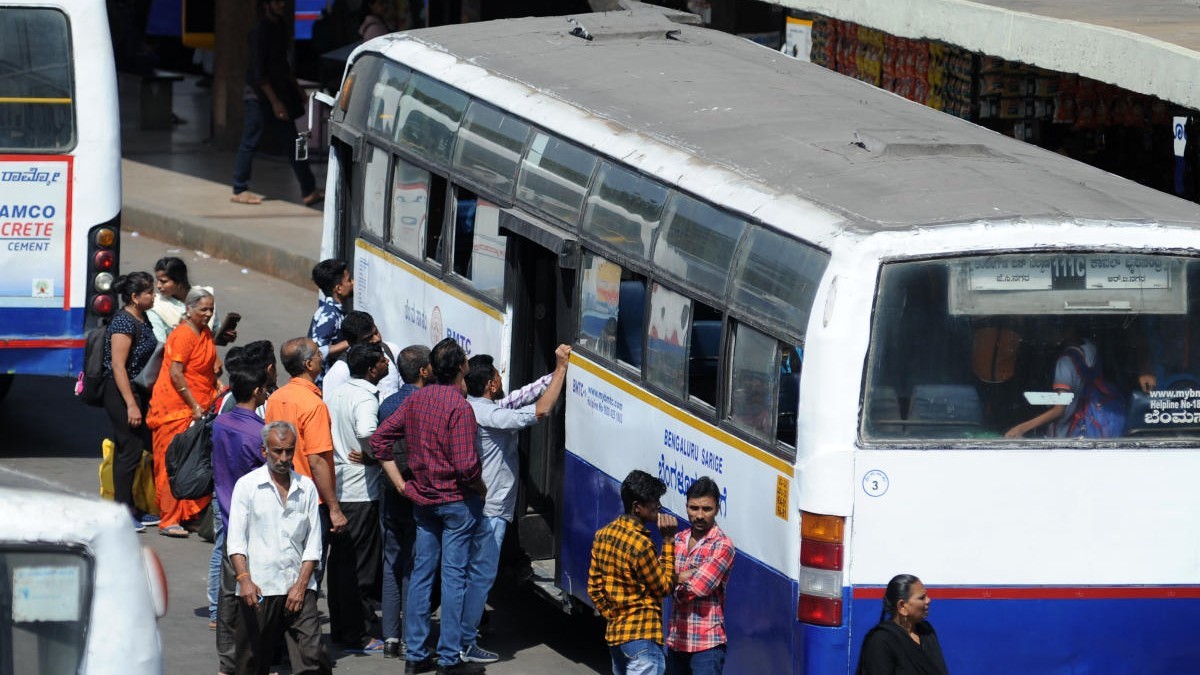 Alert cops steer BMTC bus to safety after driver suffers heart attack