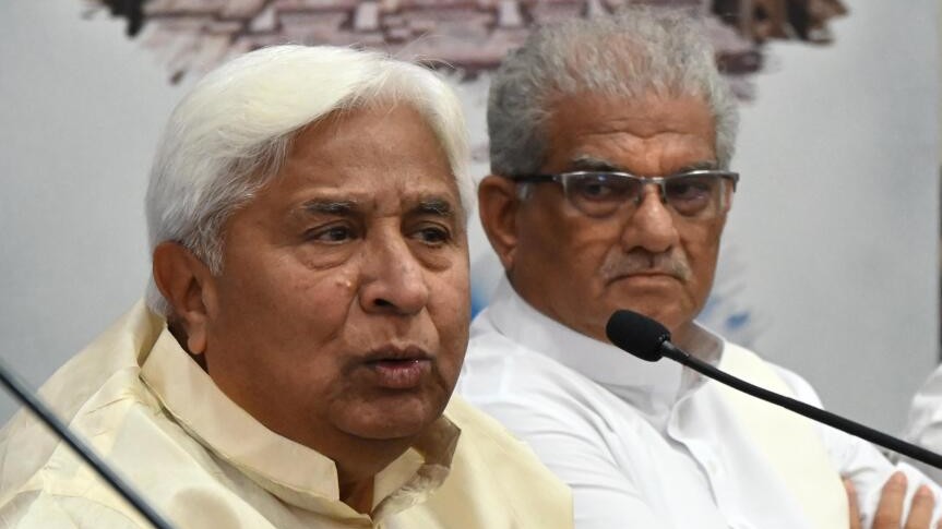 Karnataka law minister seeks suspension of Munirathna from Assembly 