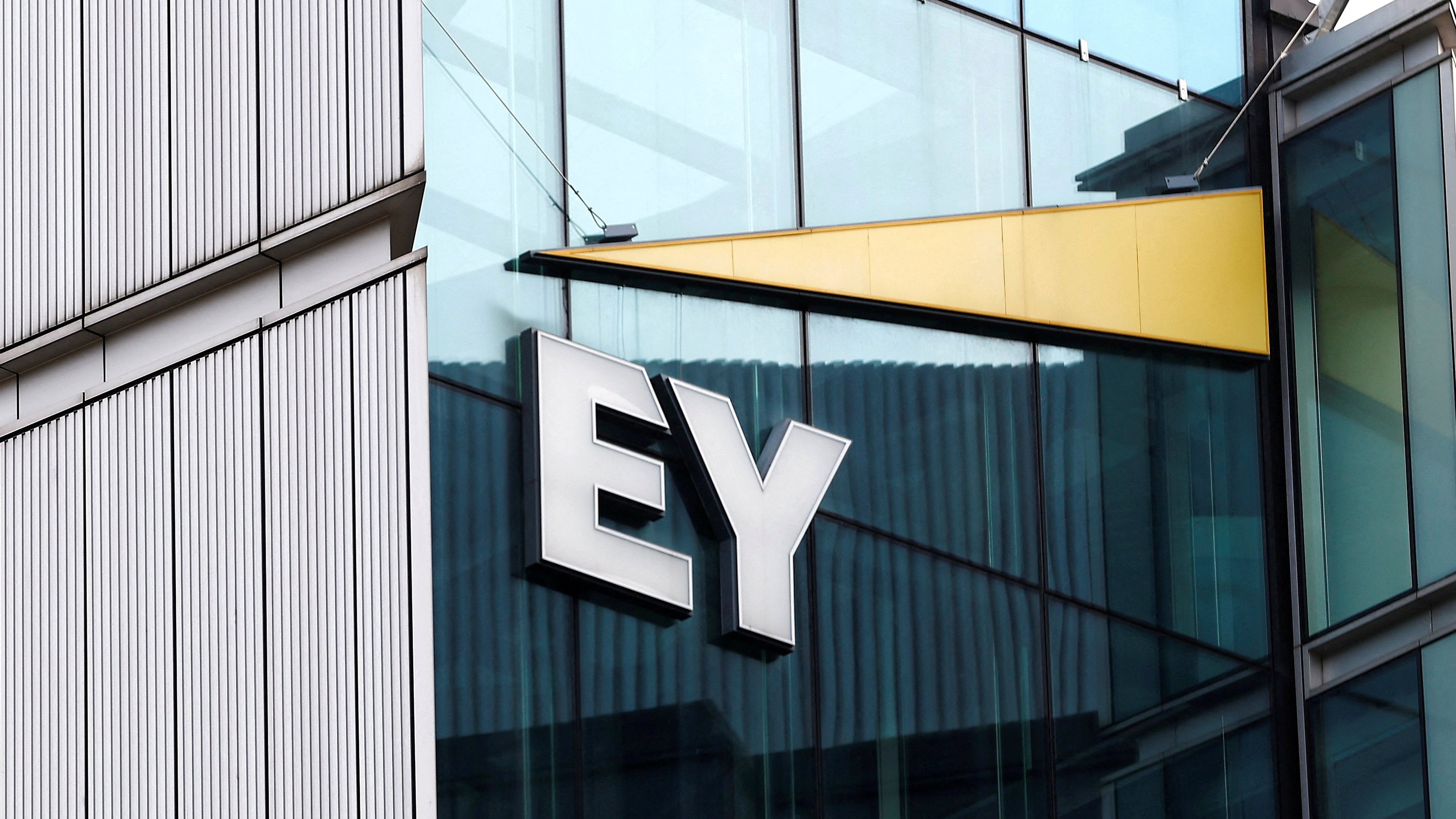 Company breeds multitasking culture, say EY employees fired for attending multiple training courses simultaneously