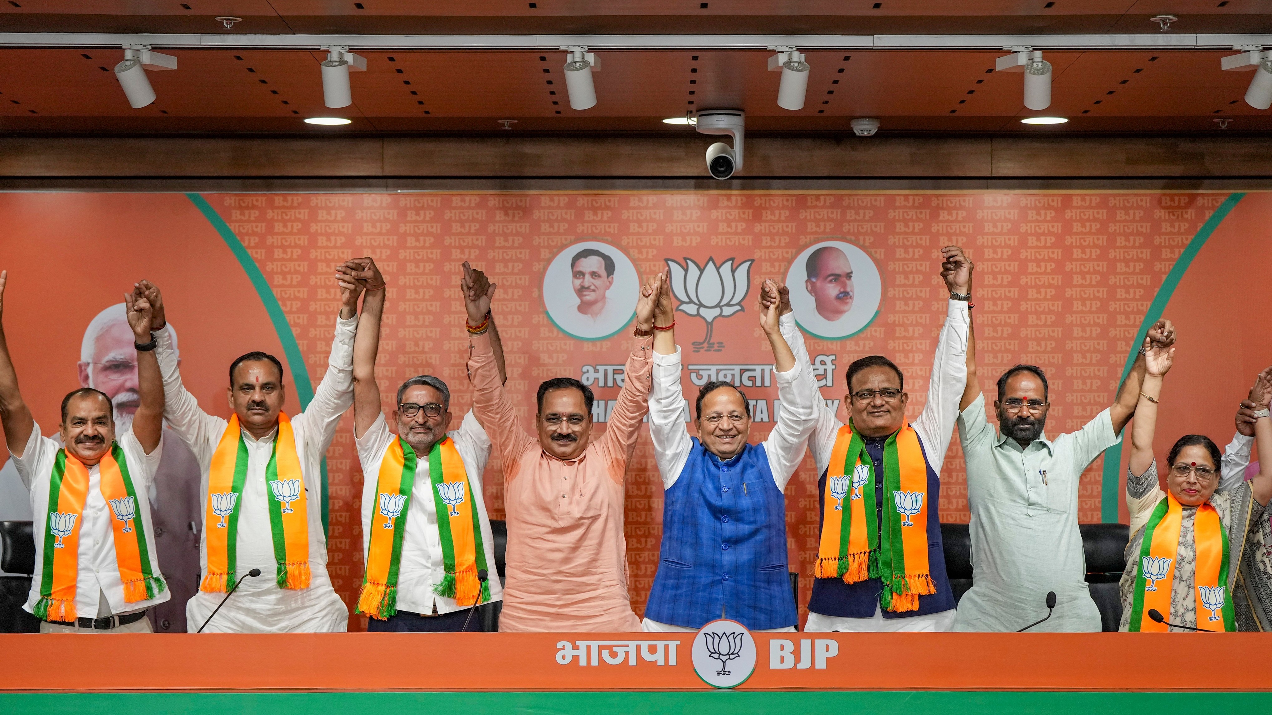 Kartar Tanwar loses Delhi Assembly membership for switching from AAP to BJP