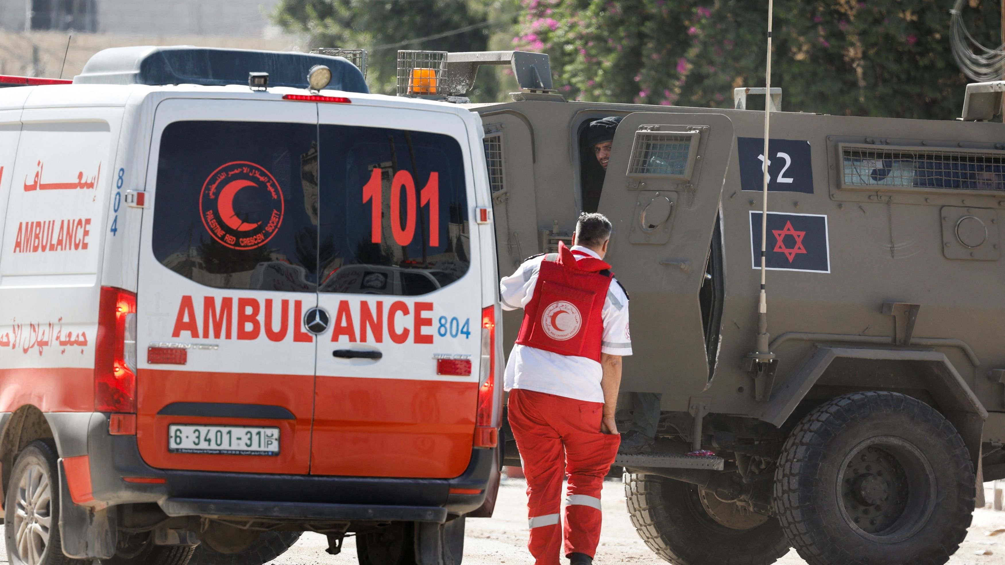 Red Cross appeals for more attention on deaths of local aid workers