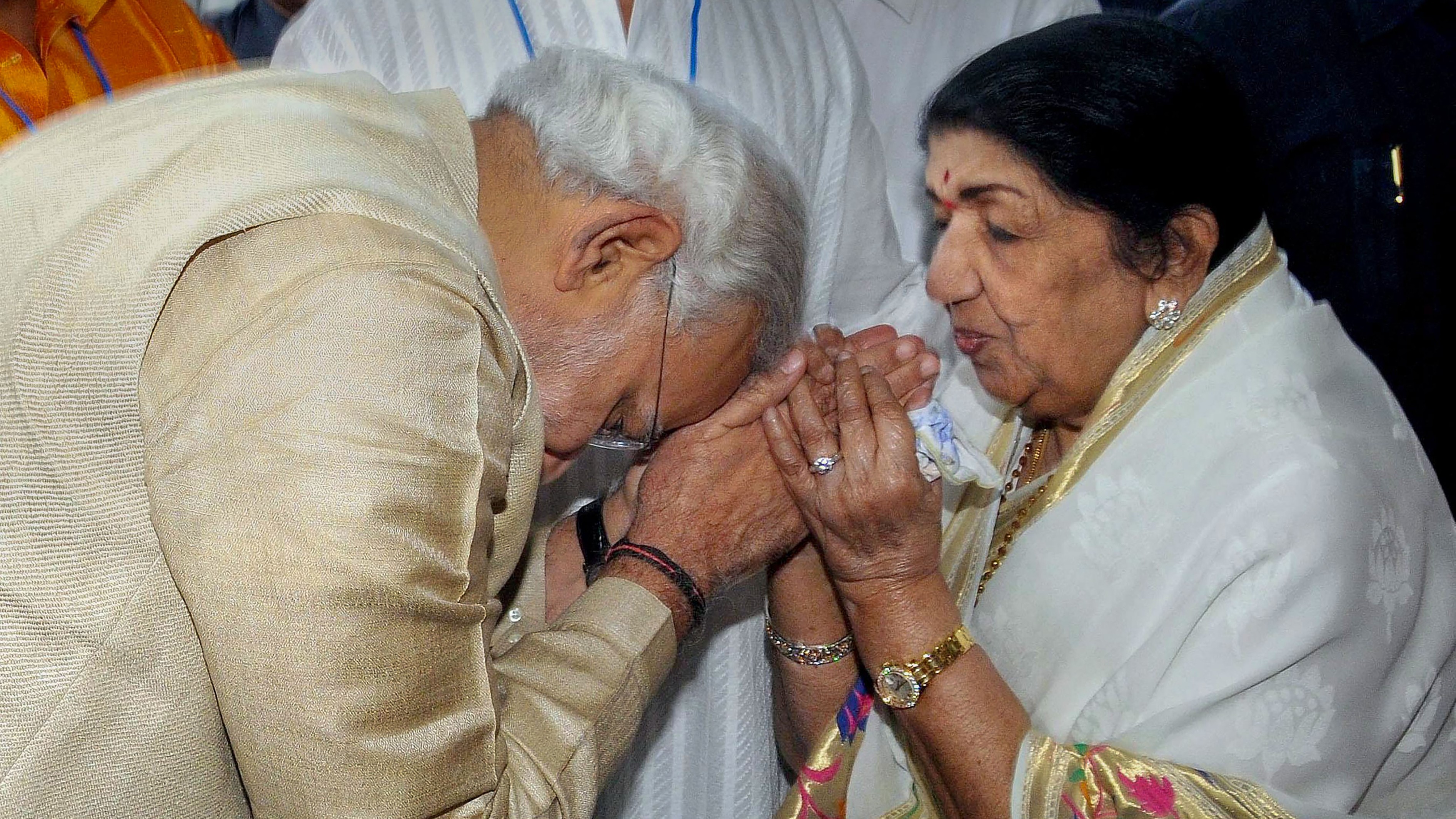 PM Modi pays tributes to Lata Mangeshkar on her birth anniversary