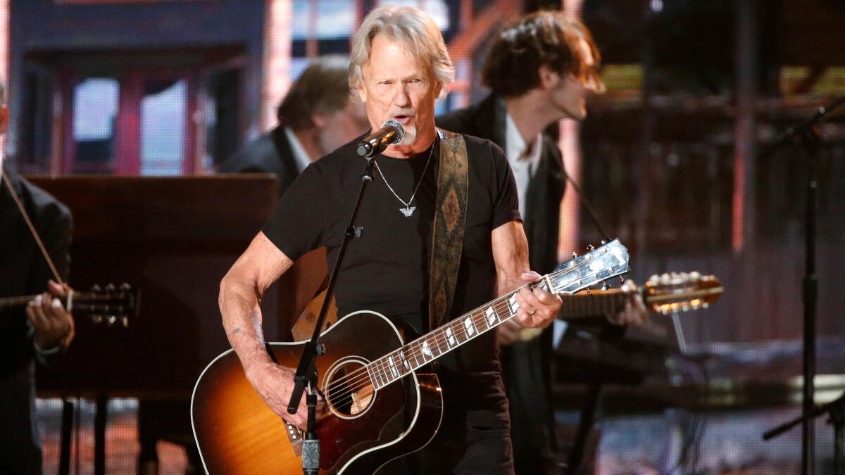Kris Kristofferson, country singer, songwriter and actor, dies at 88