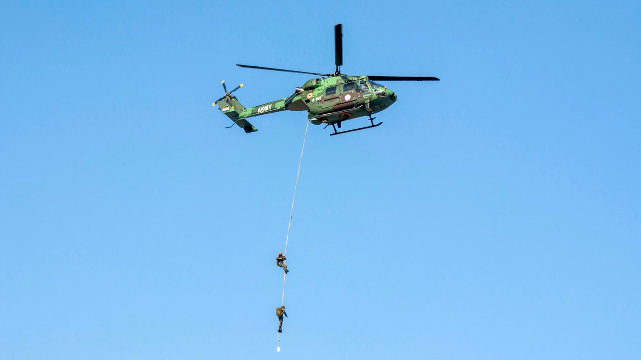 IAF begins search for stranded US, UK mountaineers in Uttarakhand's Chamoli