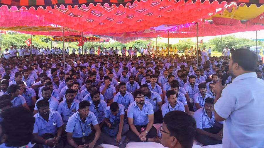 Samsung workers continue to protest; Tamil Nadu appeals them to resume work