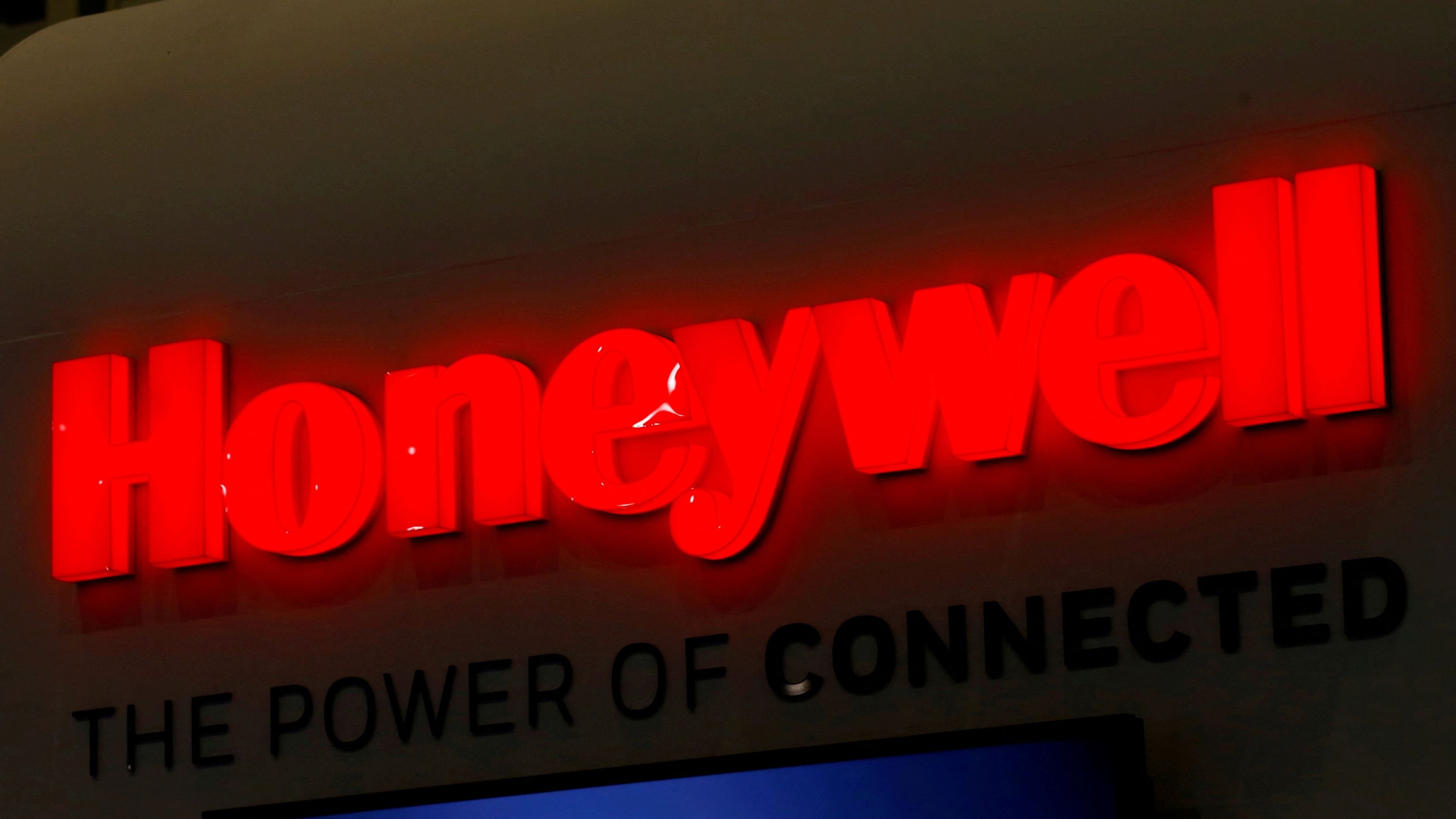 Honeywell plans to spin off advanced materials business, WSJ reports