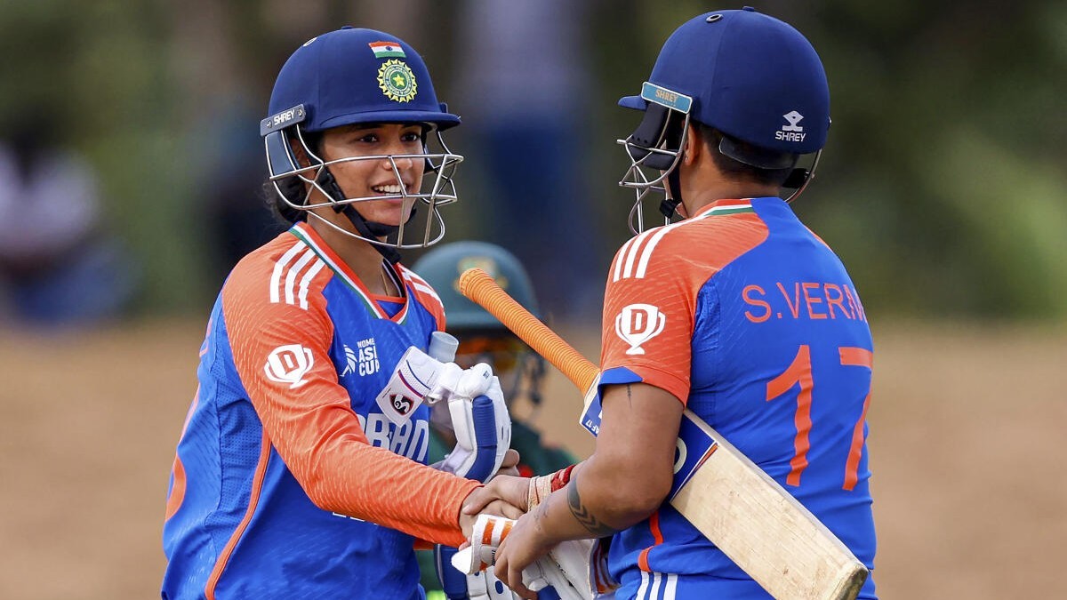Women's T20 World Cup: Smriti, Harmanpreet fire India to 172/3