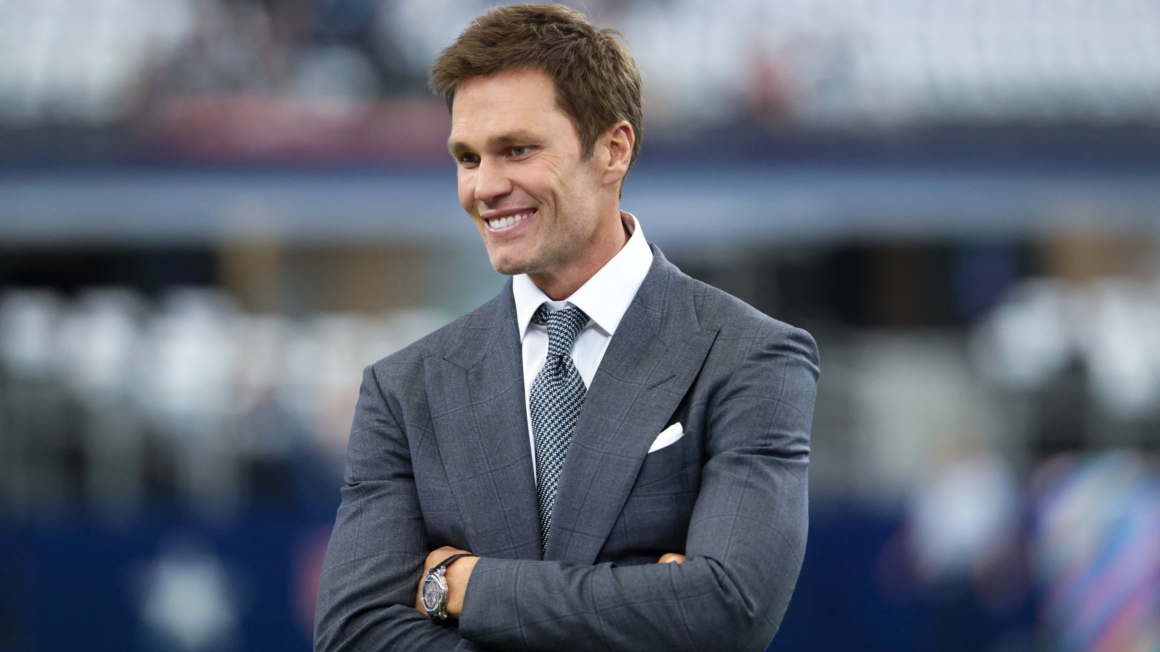 Tom Brady approved by NFL to buy stake in Las Vegas Raiders