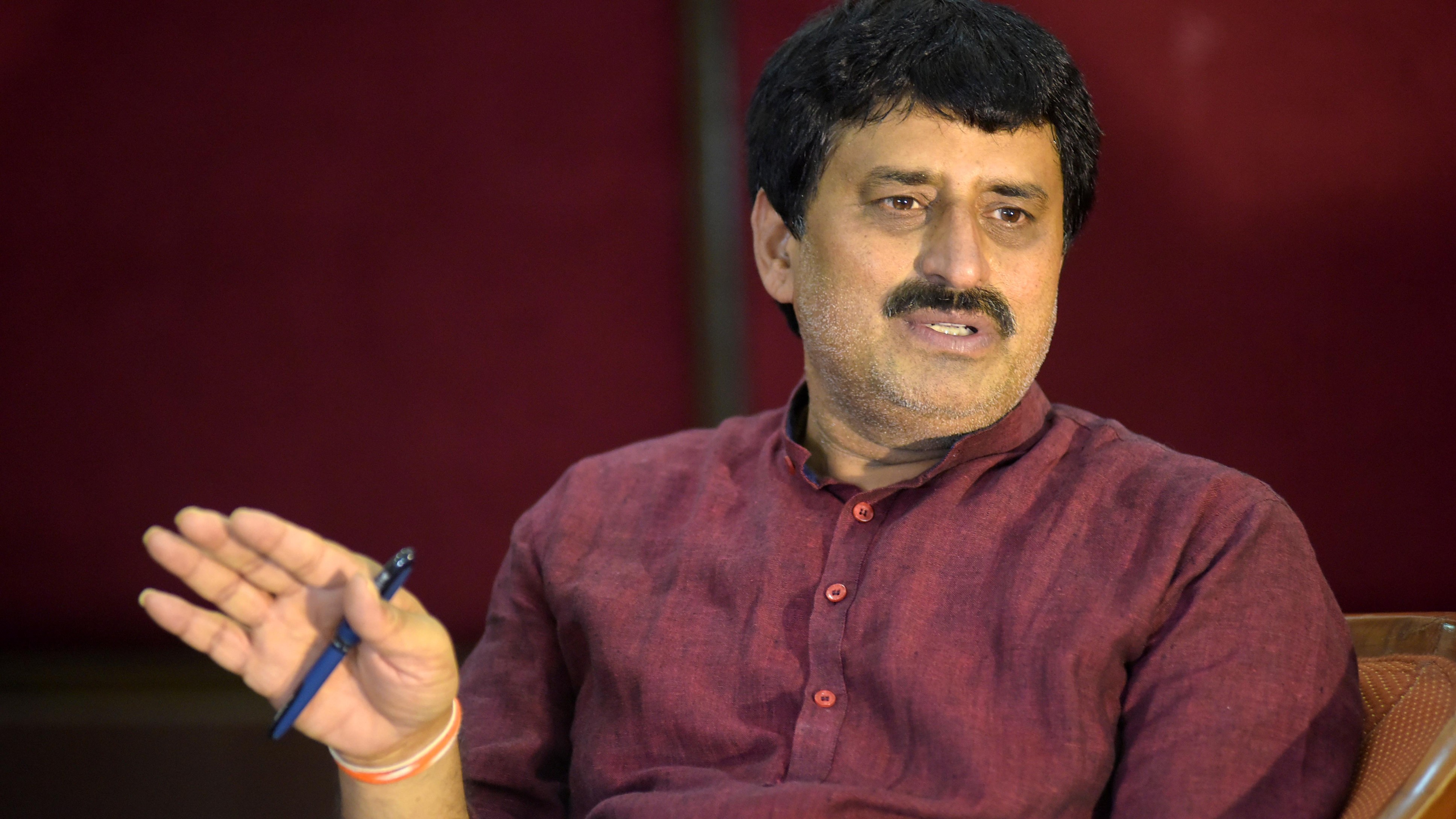 With candidate ready for Channapatna bypoll, Congress leaves door ajar for C P Yogeshwar