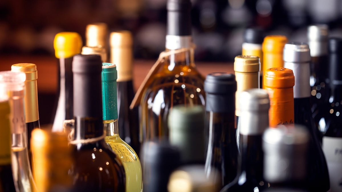 Image accompanying A single sip of alcohol increases your risk for cancer