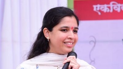 Maharashtra Assembly Elections 2024 | Thorat’s daughter, dozens of others booked for vandalism during protest against BJP leader