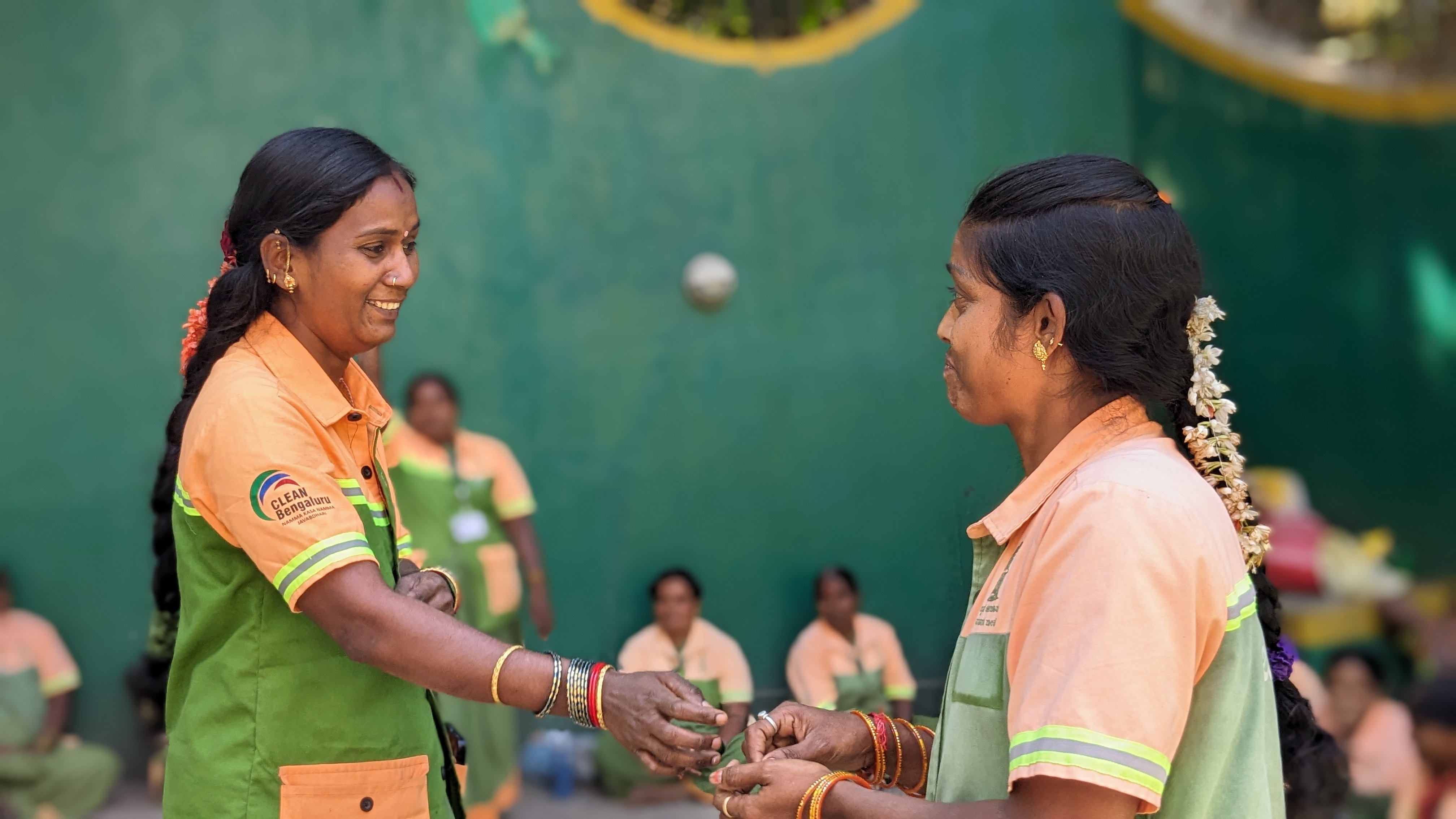 Training sessions are built aroud drama, game and dialogue. 