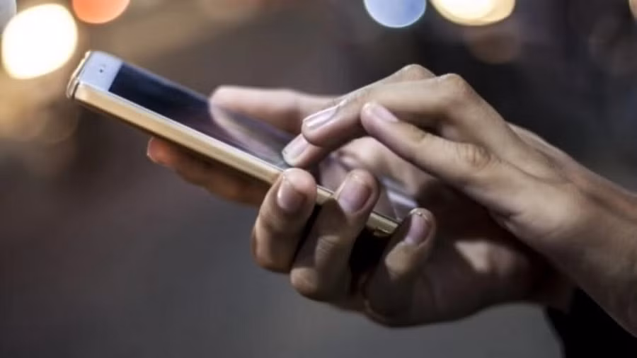 Representative image of smartphone.